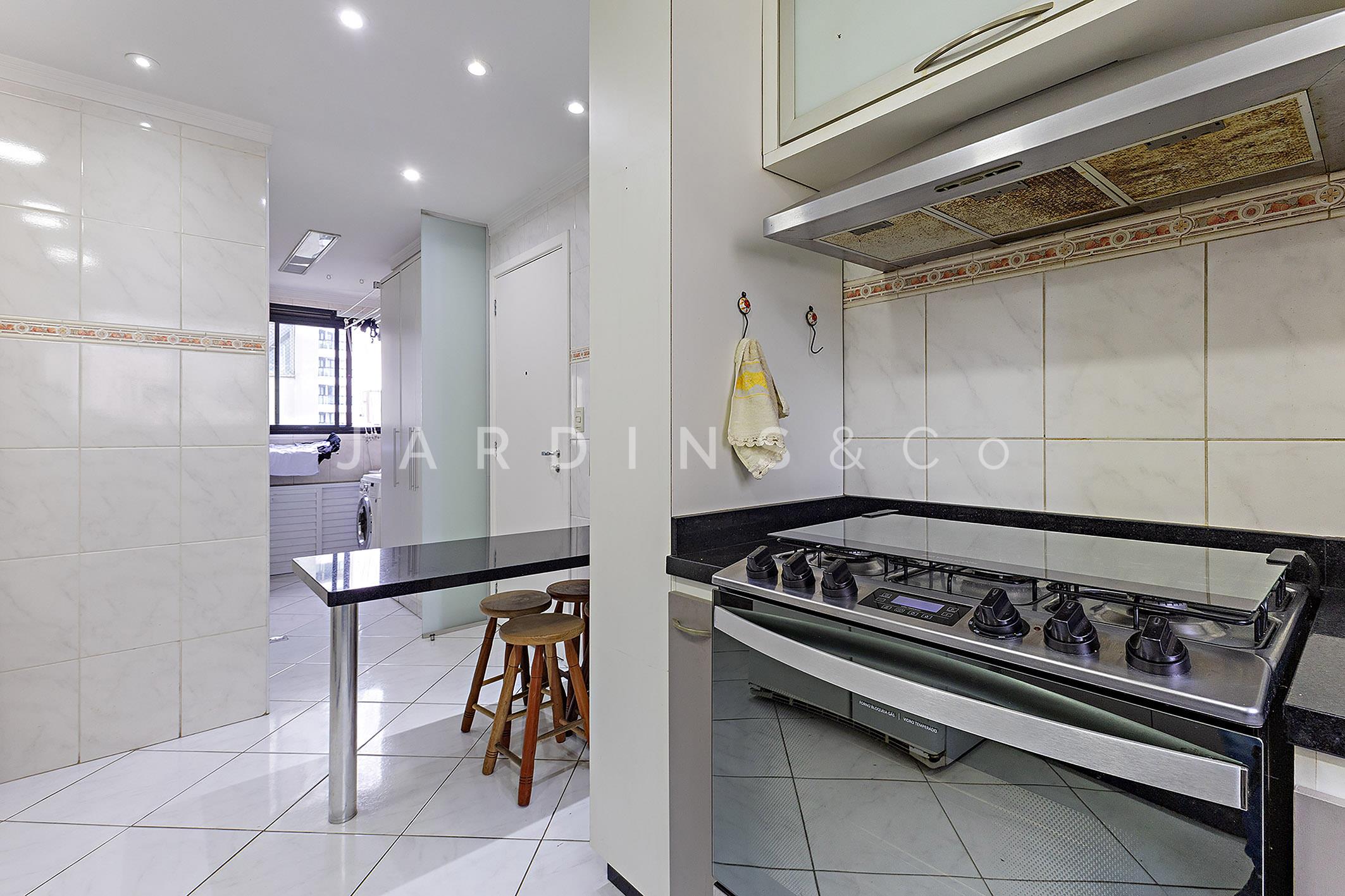 Apartamento no Paraíso