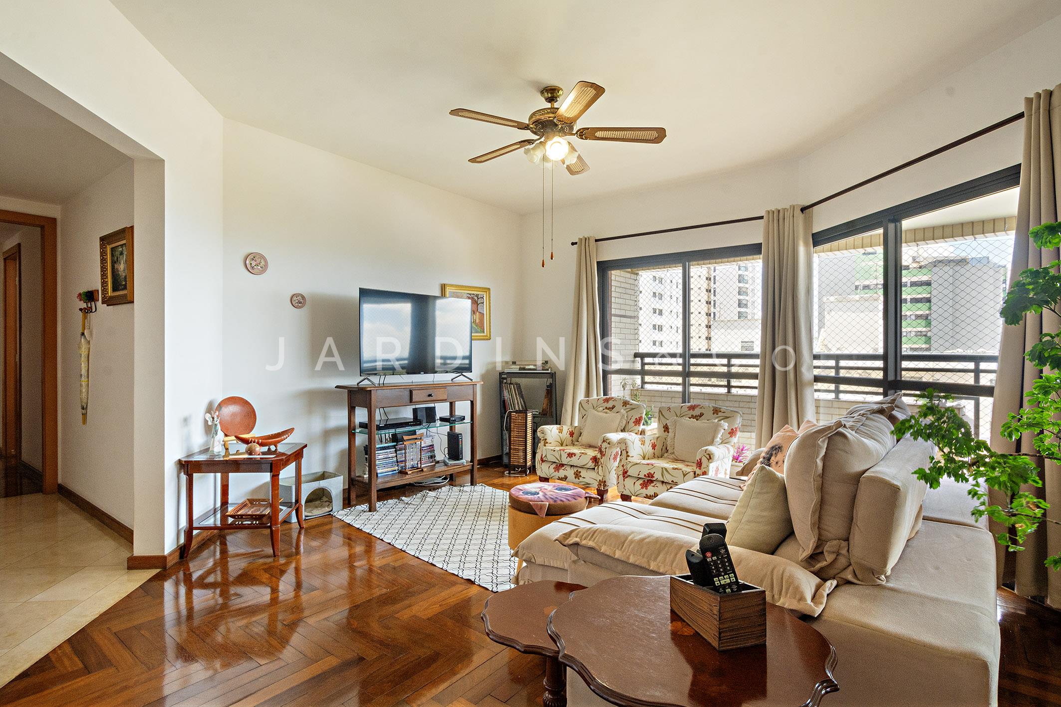 Apartamento no Alto da Lapa