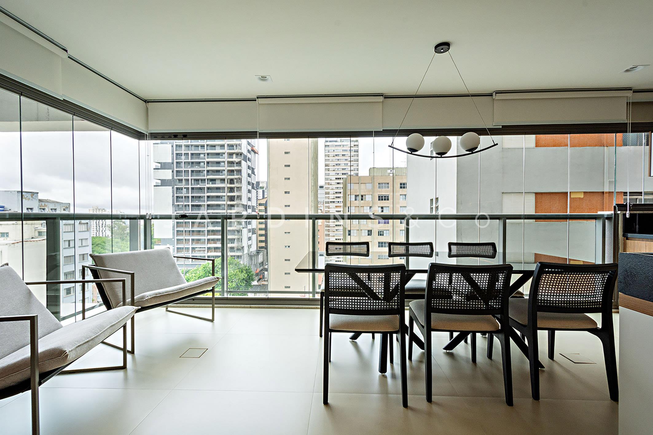 Apartamento no Paraíso
