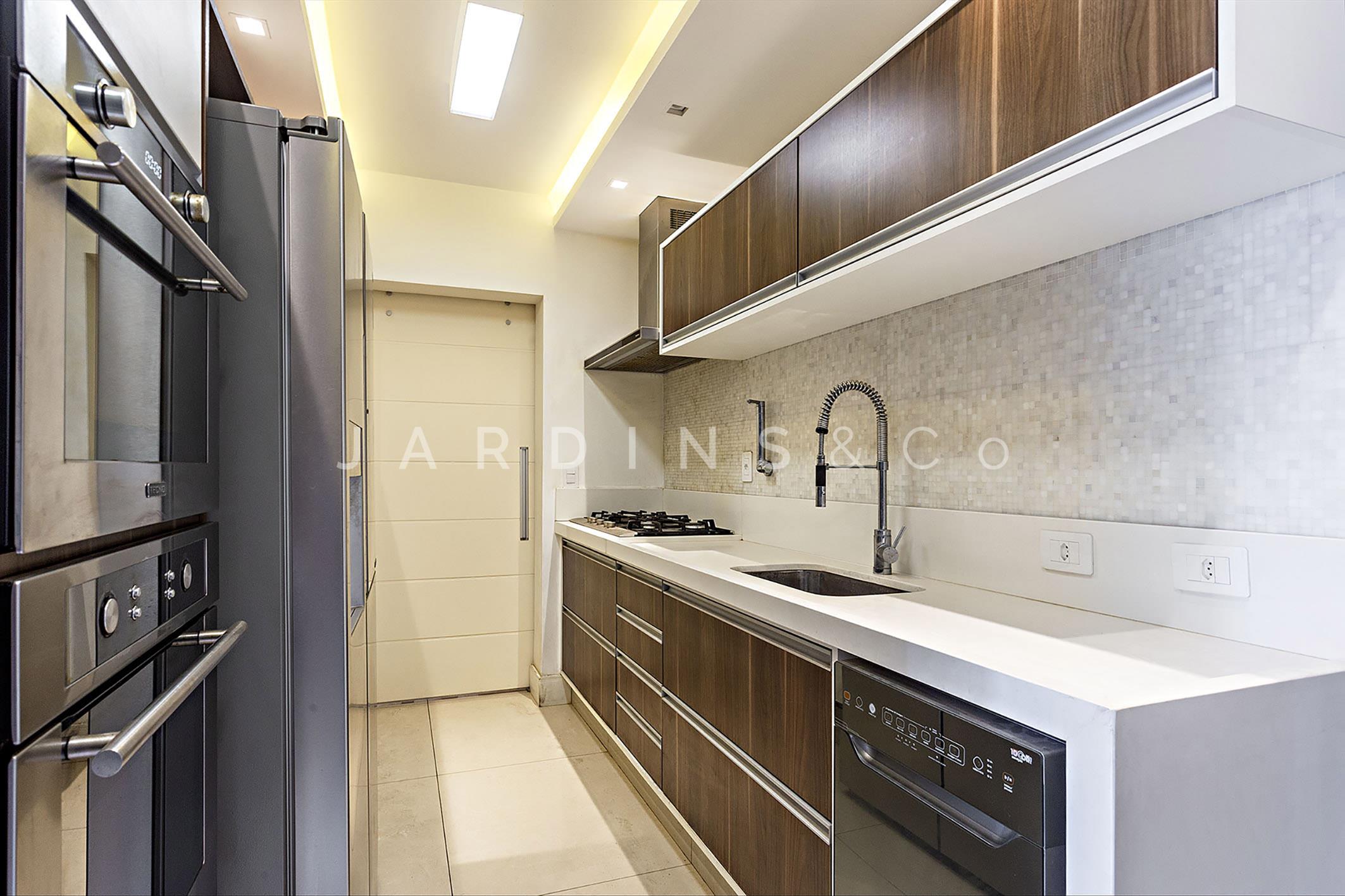Apartamento no Paraíso