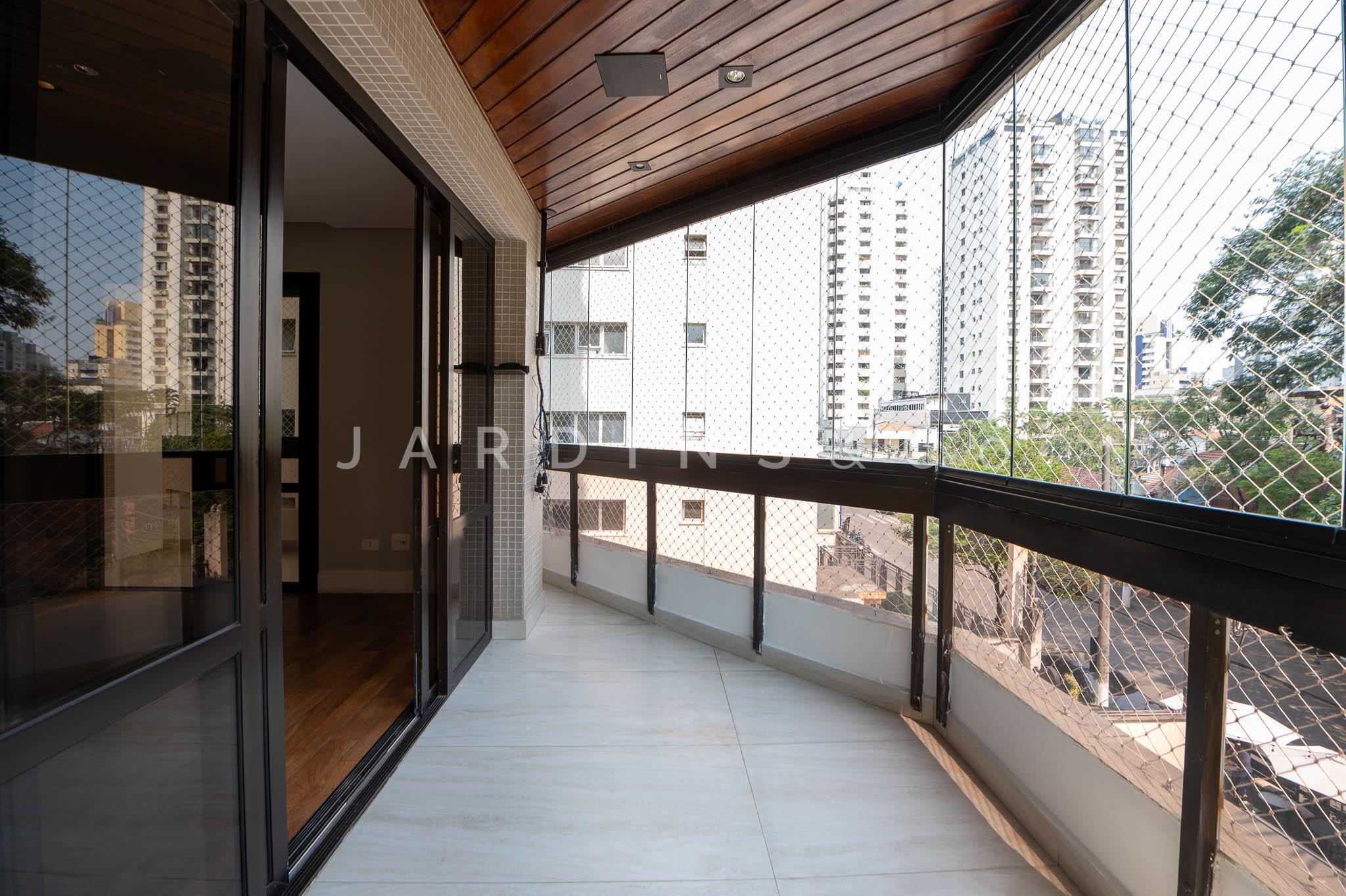Apartamento no Indianópolis