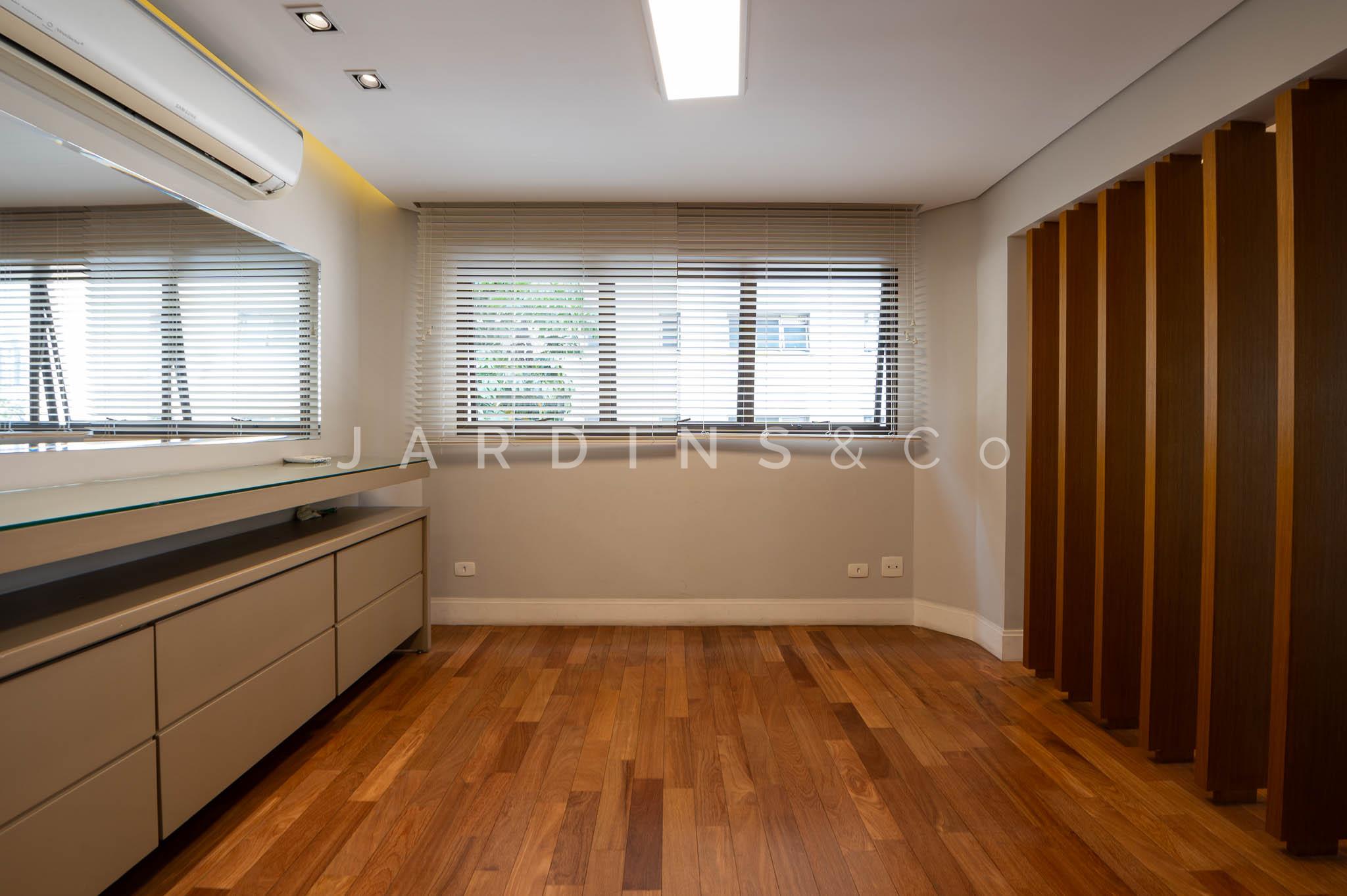 Apartamento no Indianópolis