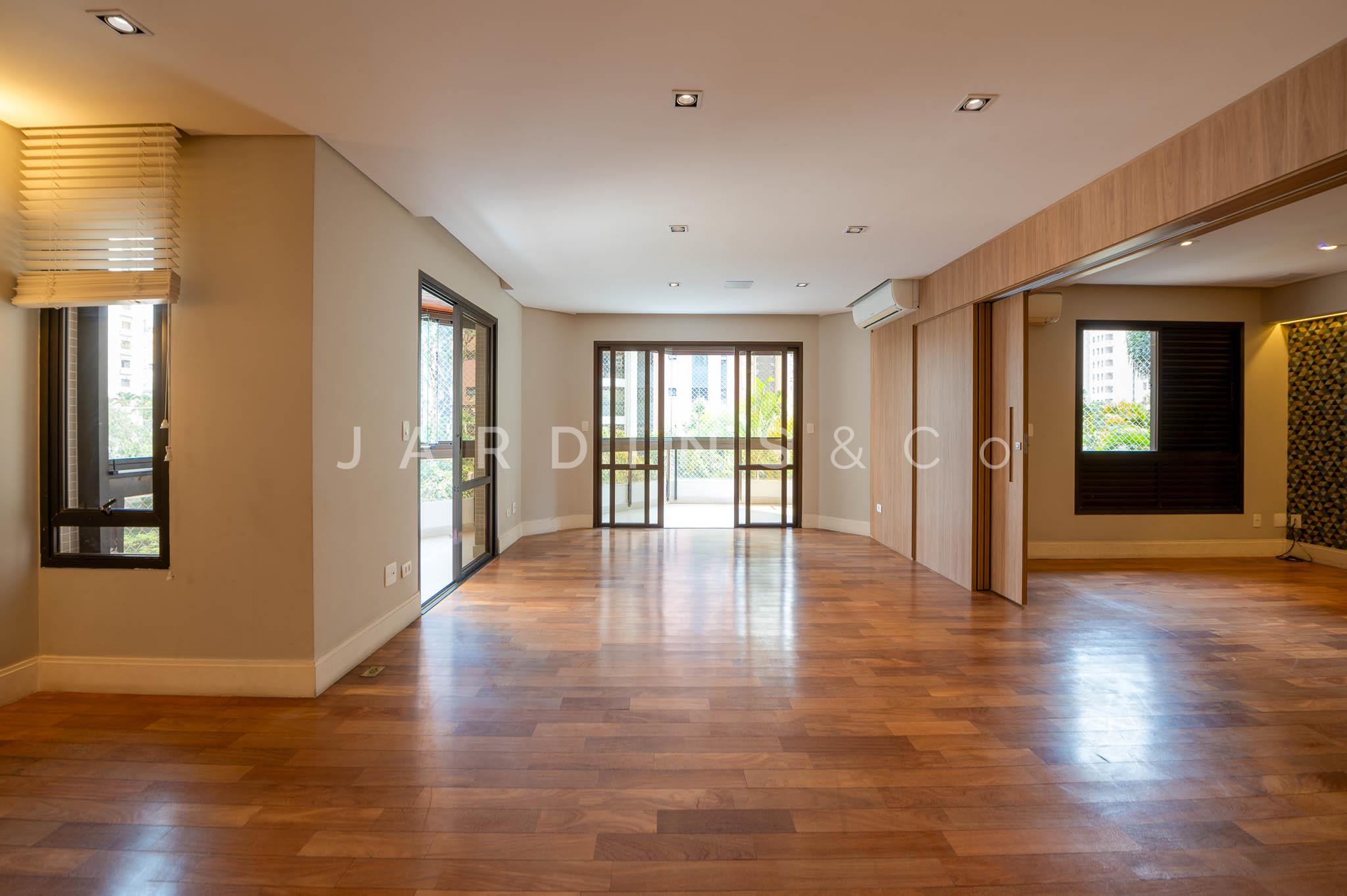 Apartamento no Indianópolis