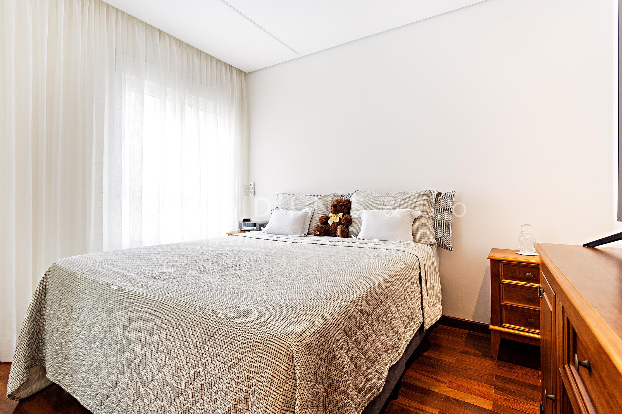 Apartamento no Paraíso