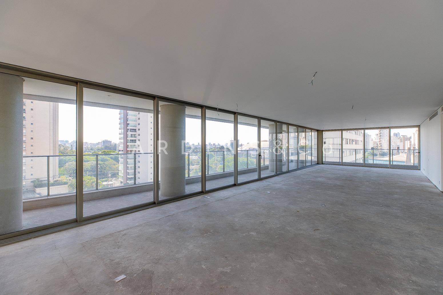 Apartamento no Paraíso