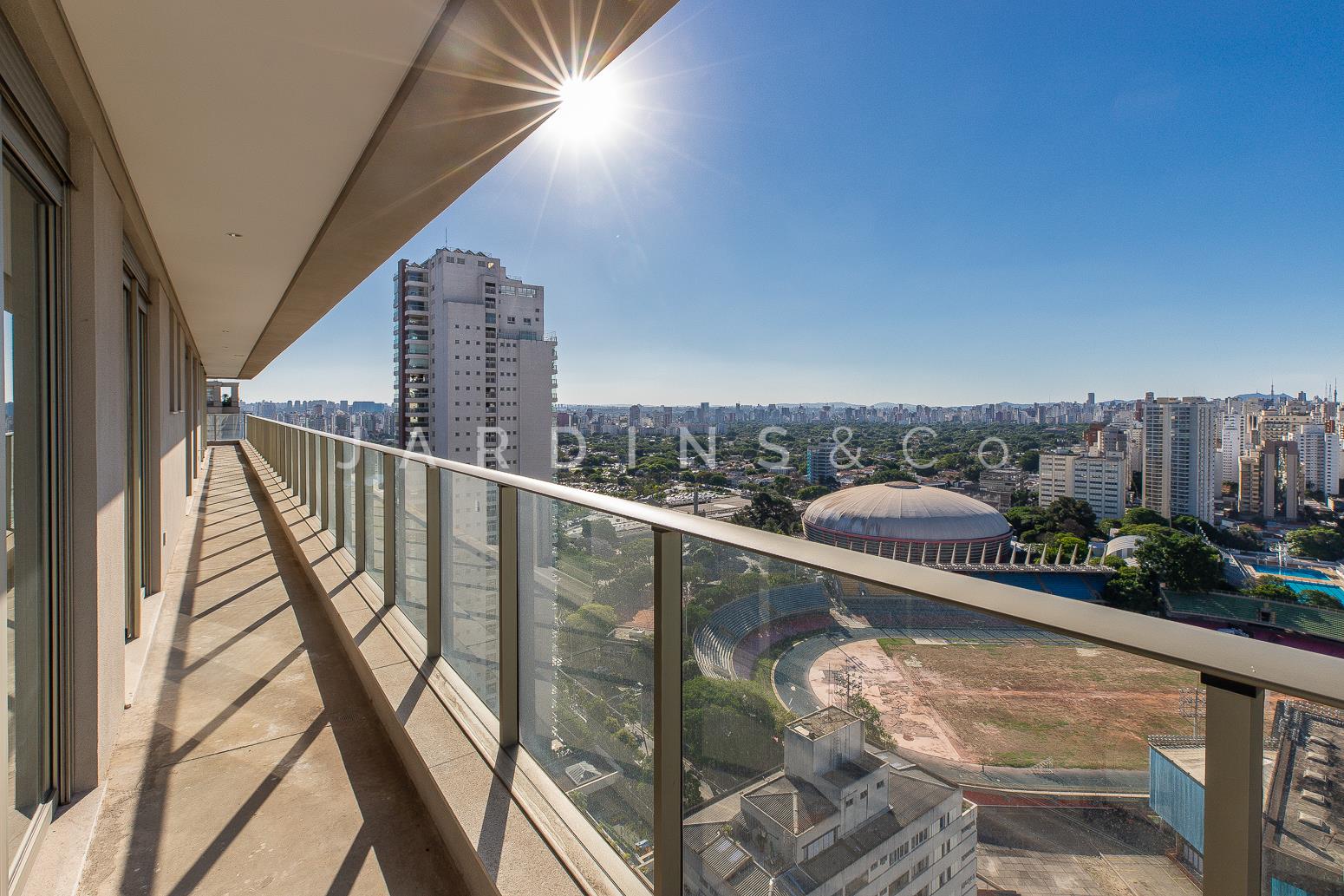 Apartamento no Paraíso
