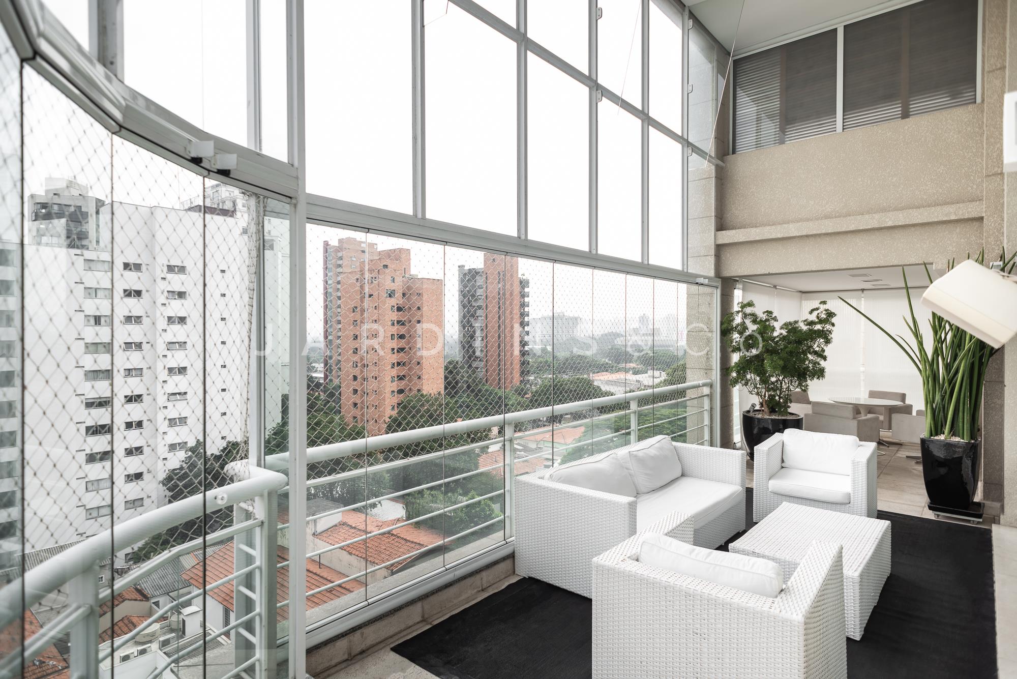 Apartamento no Moema Índios
