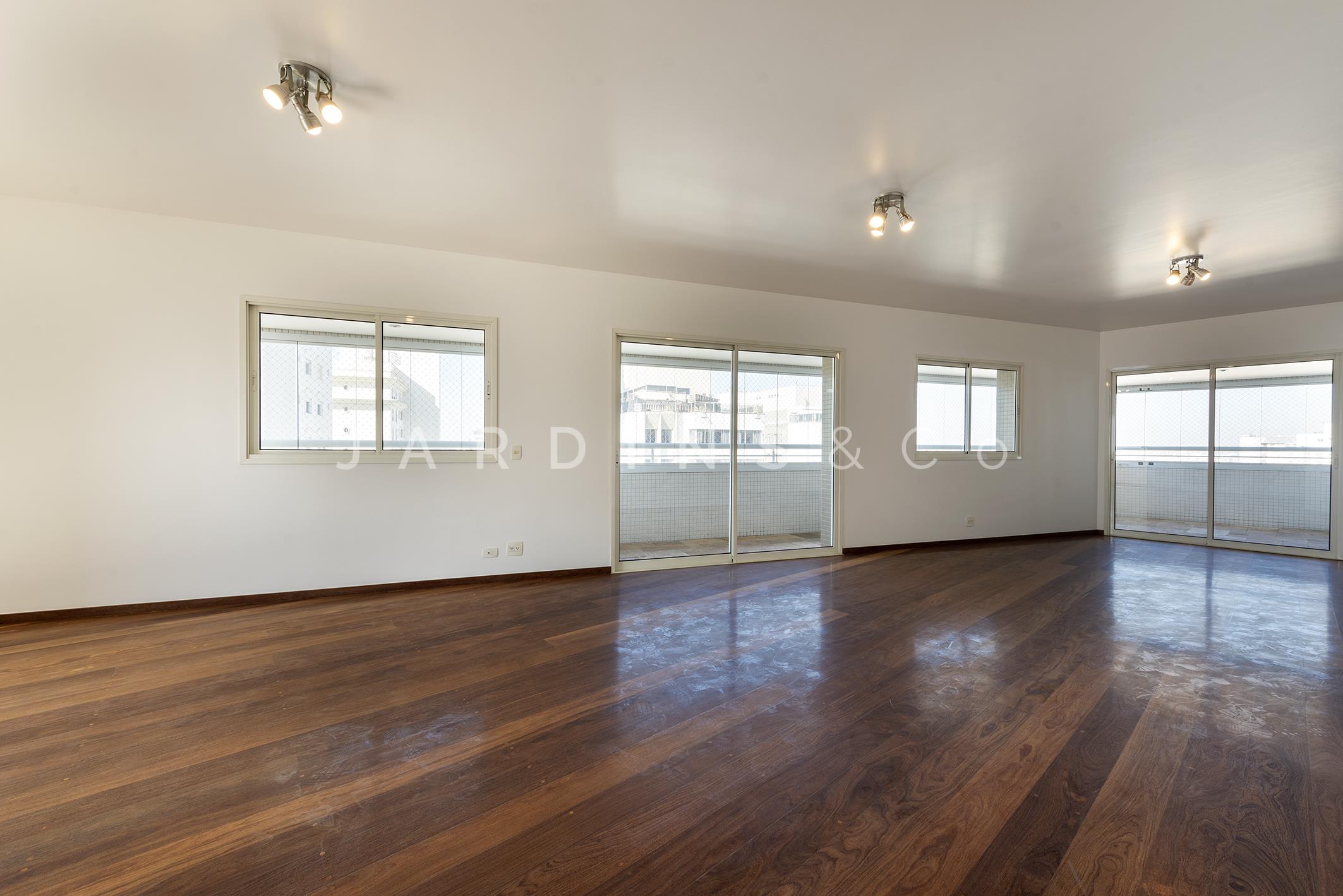 Apartamento no Paraíso