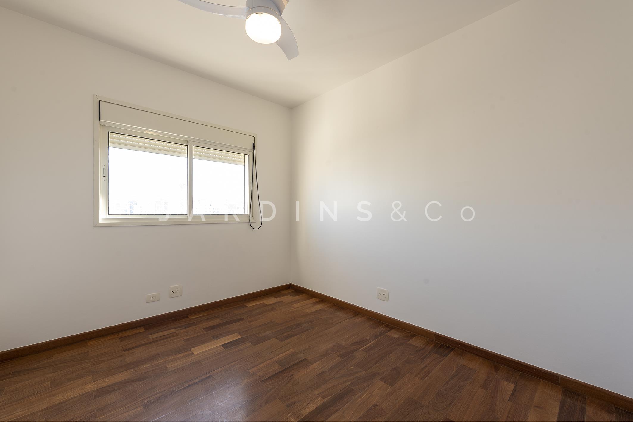 Apartamento no Paraíso