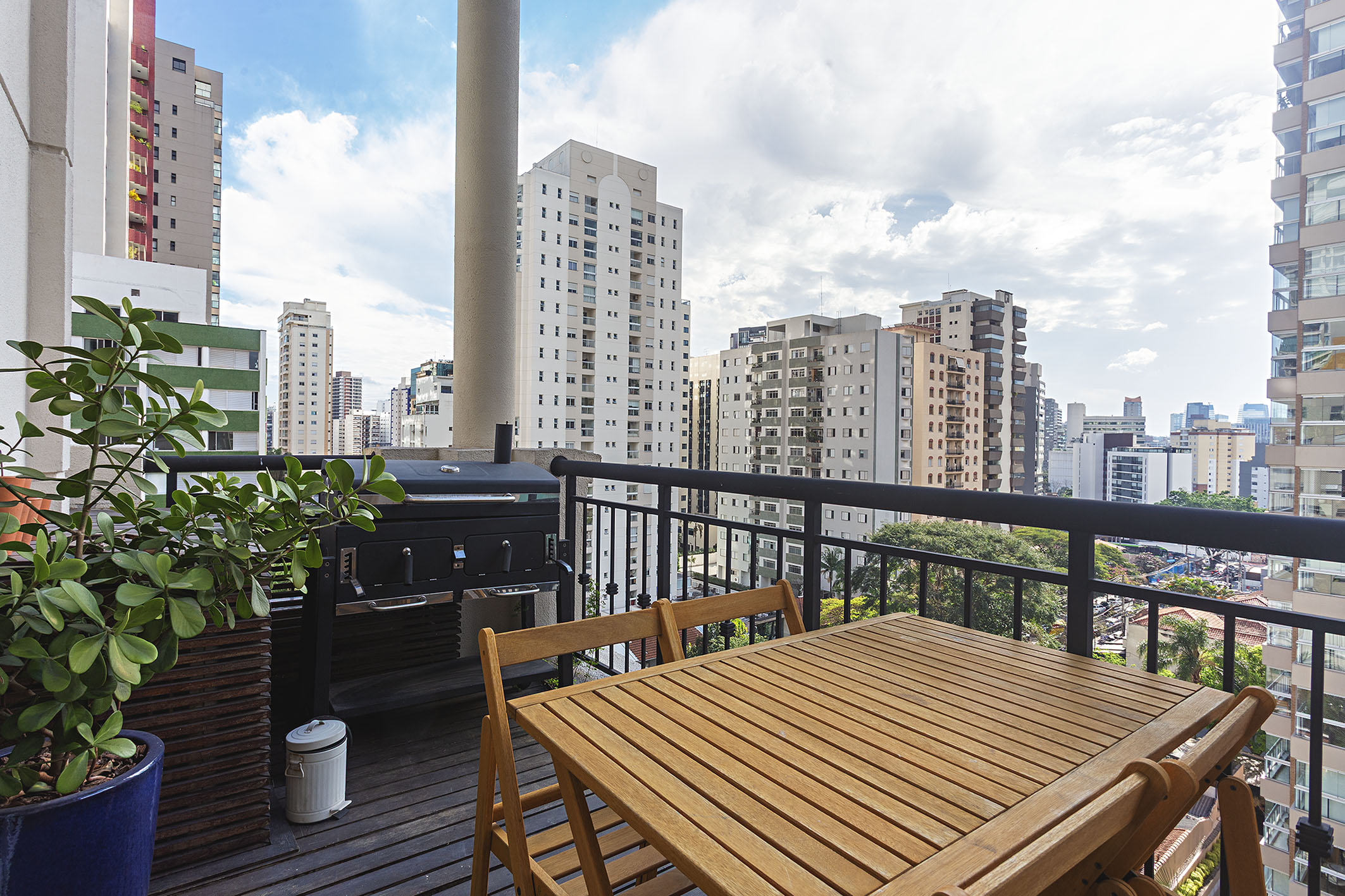 Apartamento no Moema Pássaros