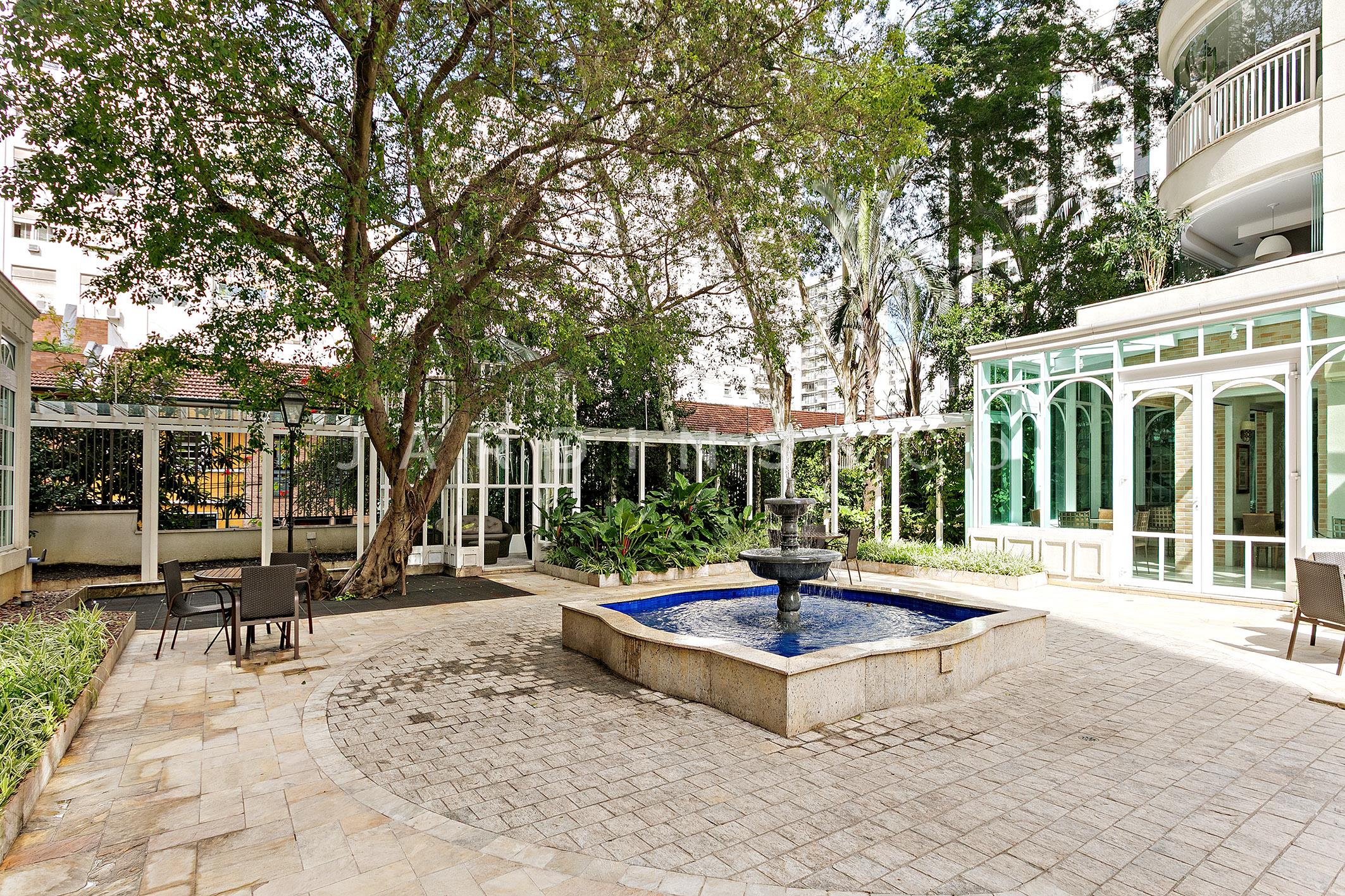 Apartamento no Cerqueira César