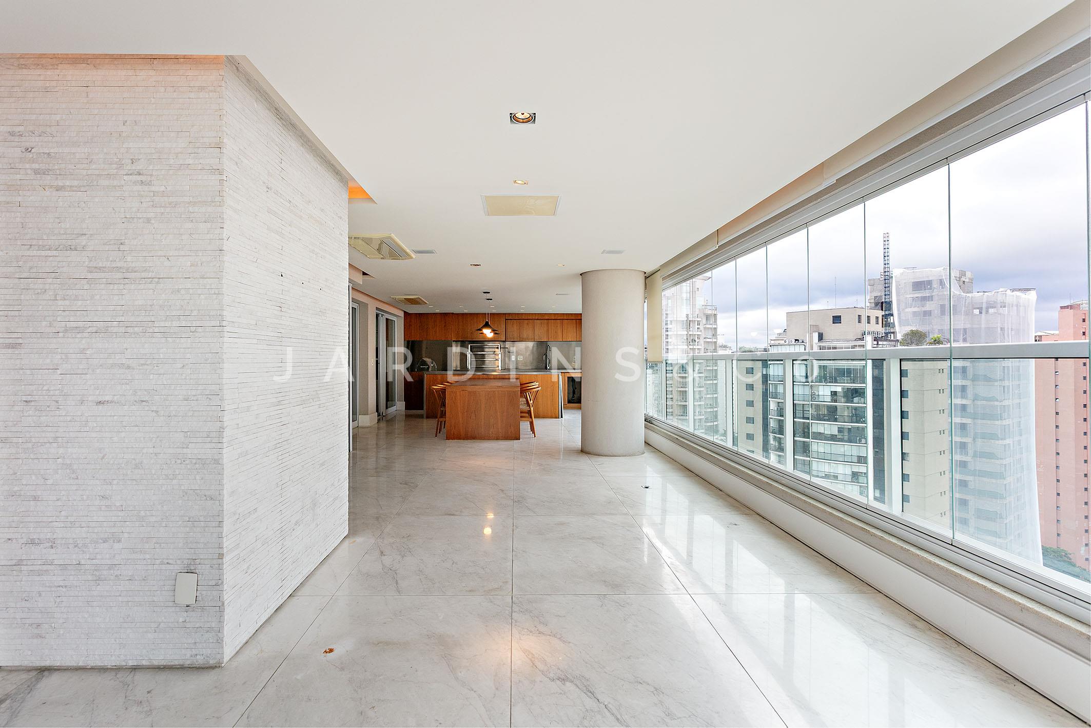 Apartamento no Indianópolis