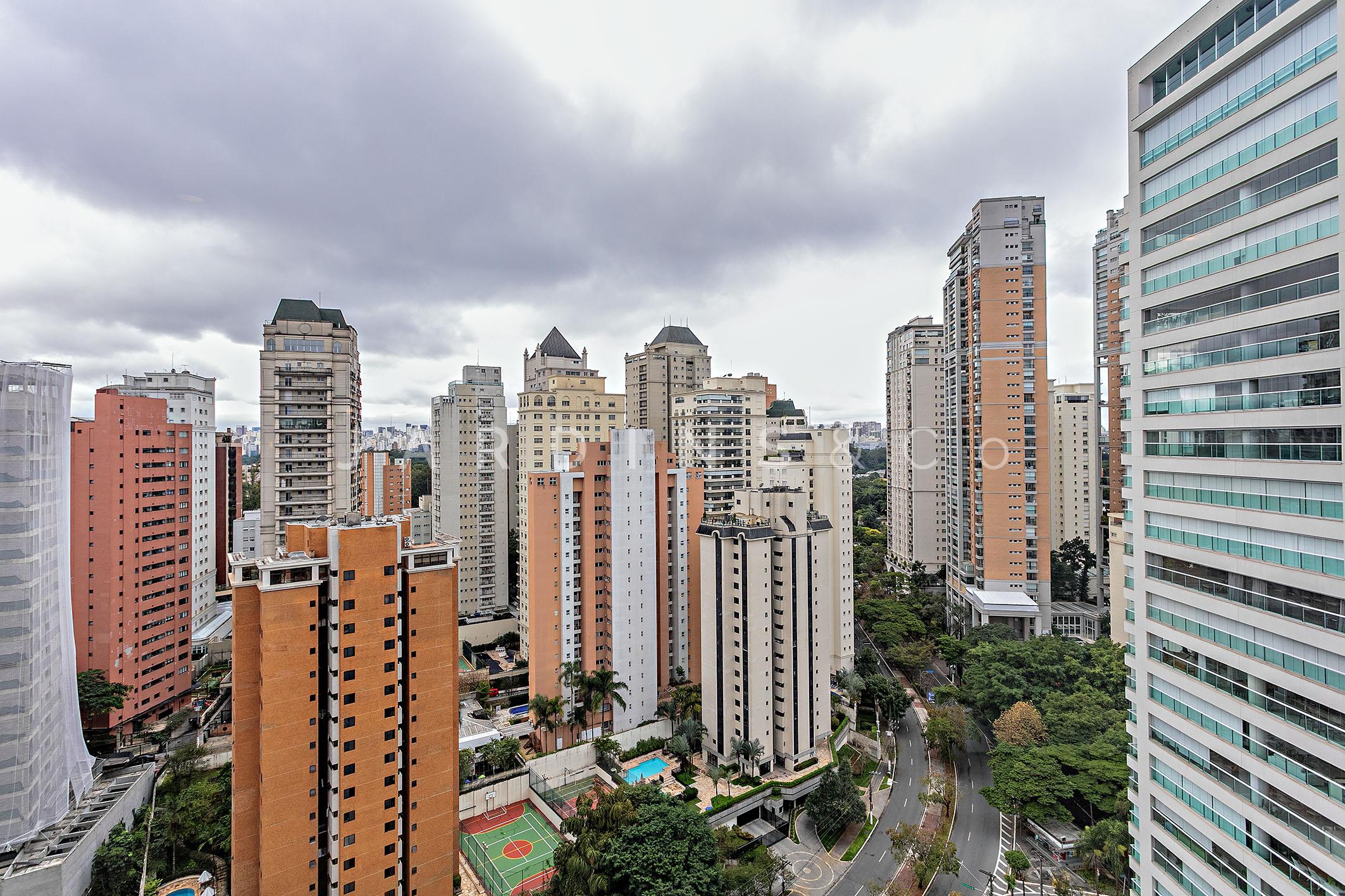Apartamento no Indianópolis