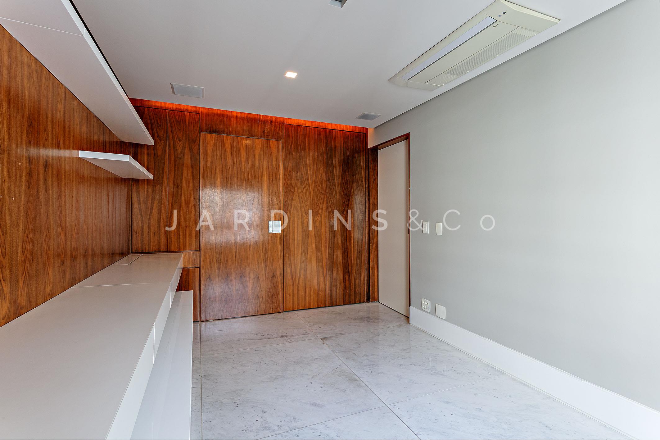 Apartamento no Indianópolis