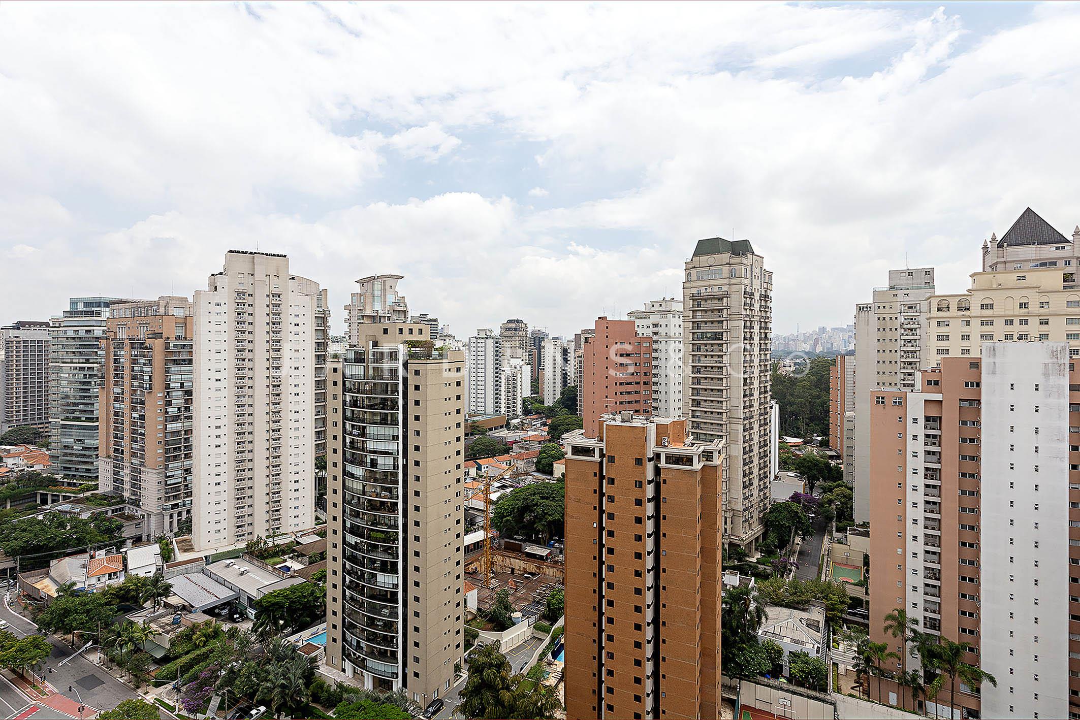 Apartamento no Indianópolis