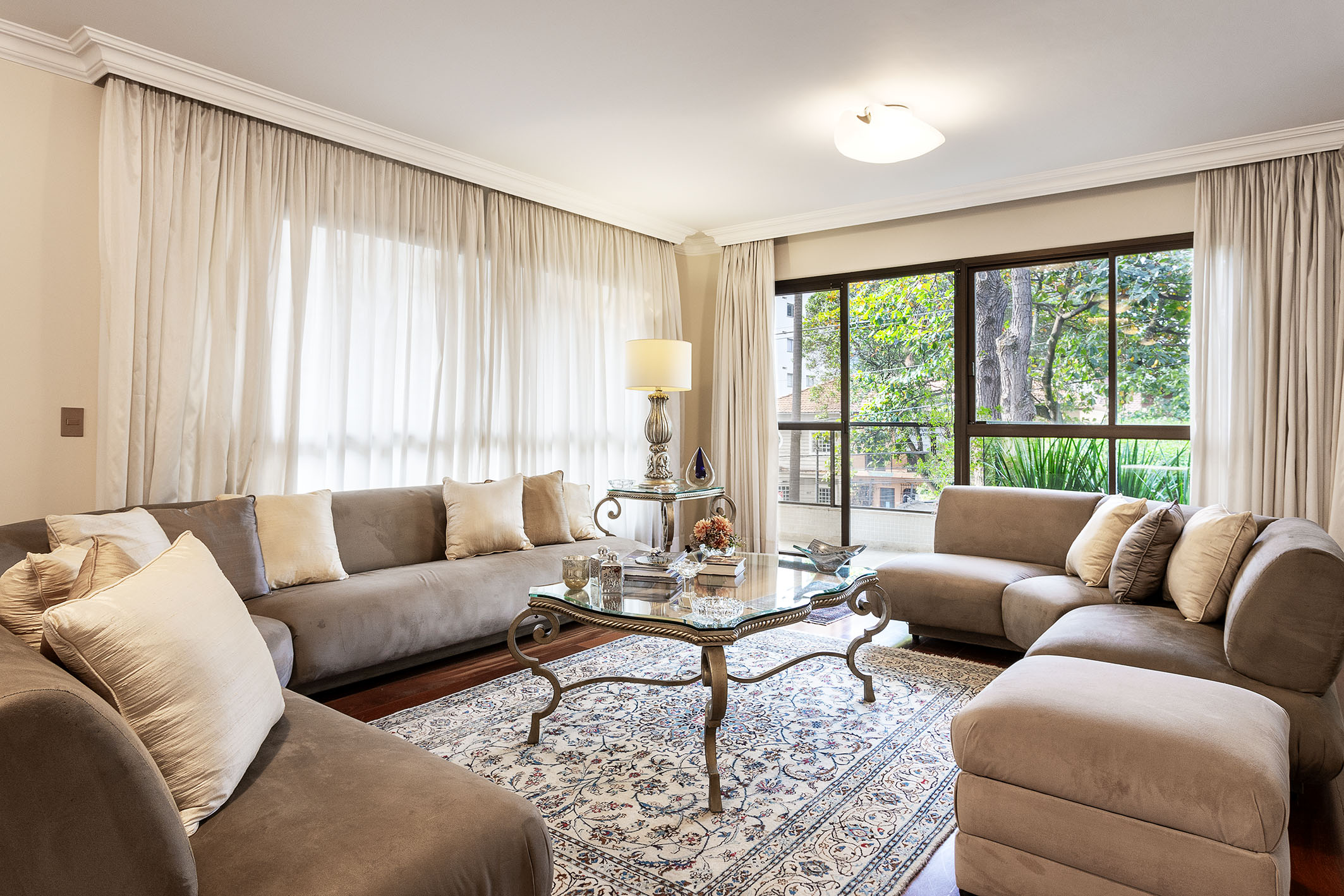 Apartamento no Indianópolis