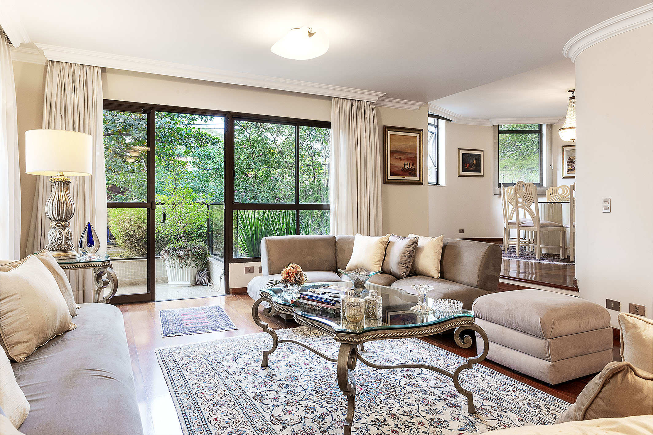 Apartamento no Indianópolis