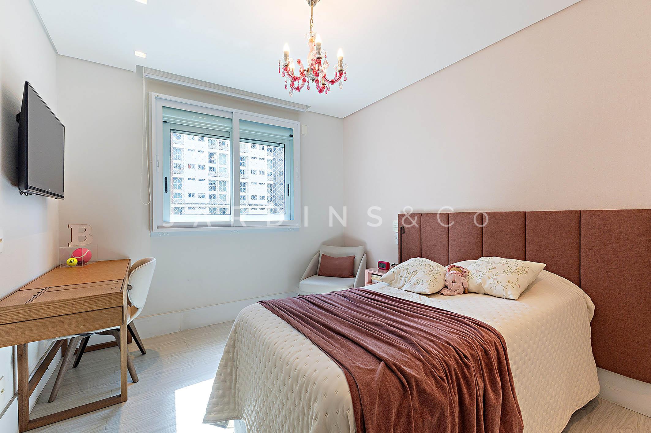 Apartamento no Paraíso