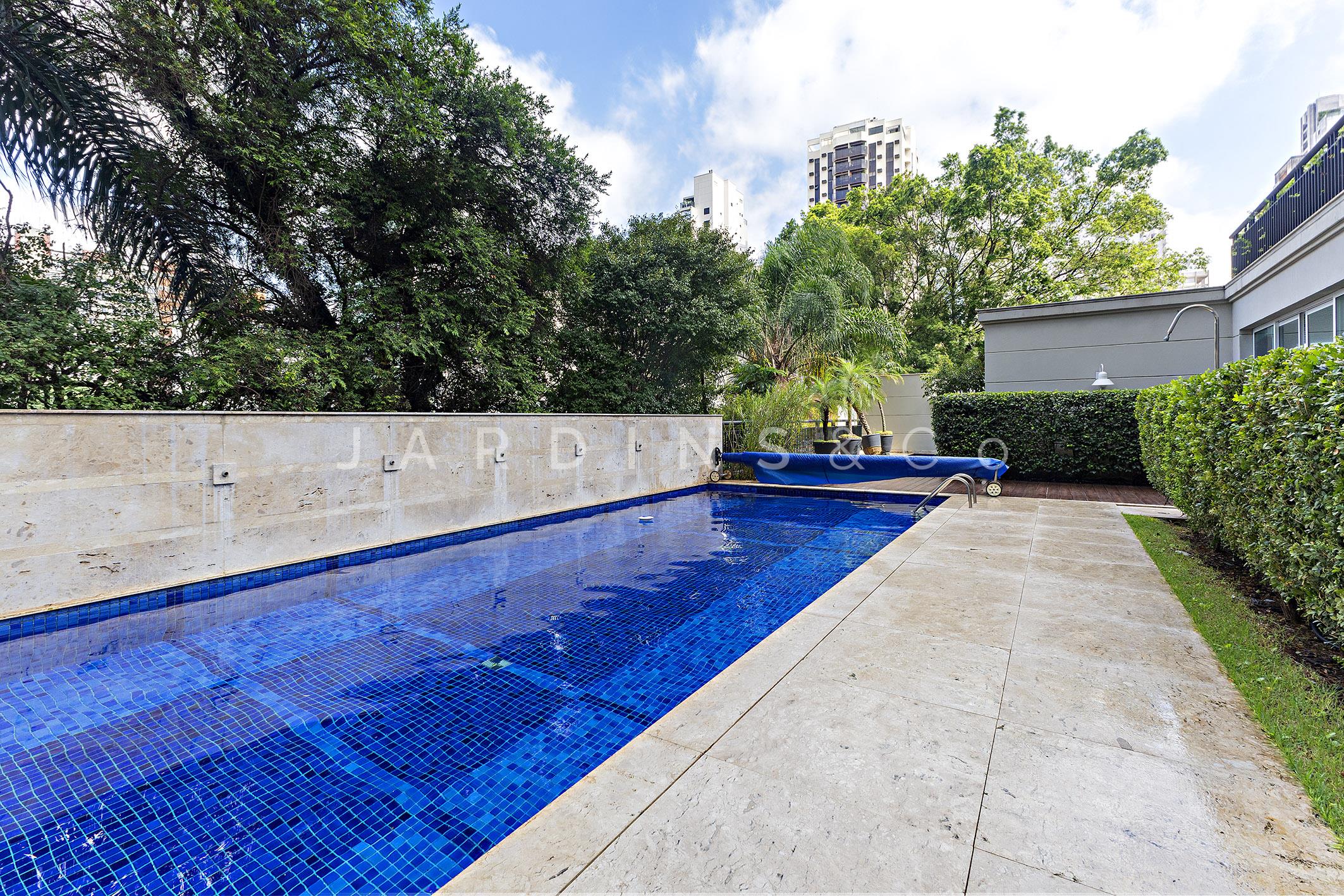 Apartamento no Paraíso