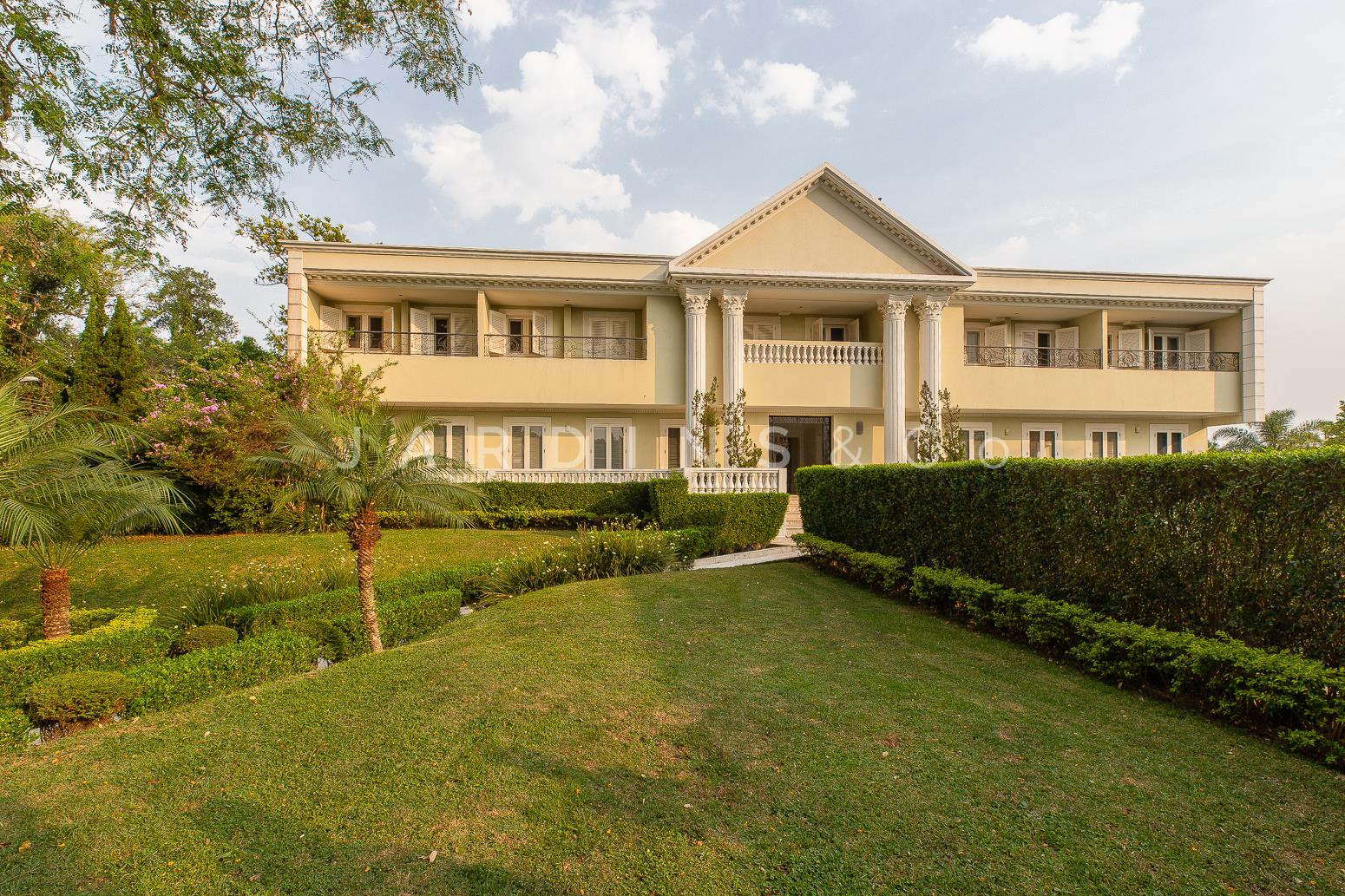 Casa em Condomínio no Retiro Morumbi