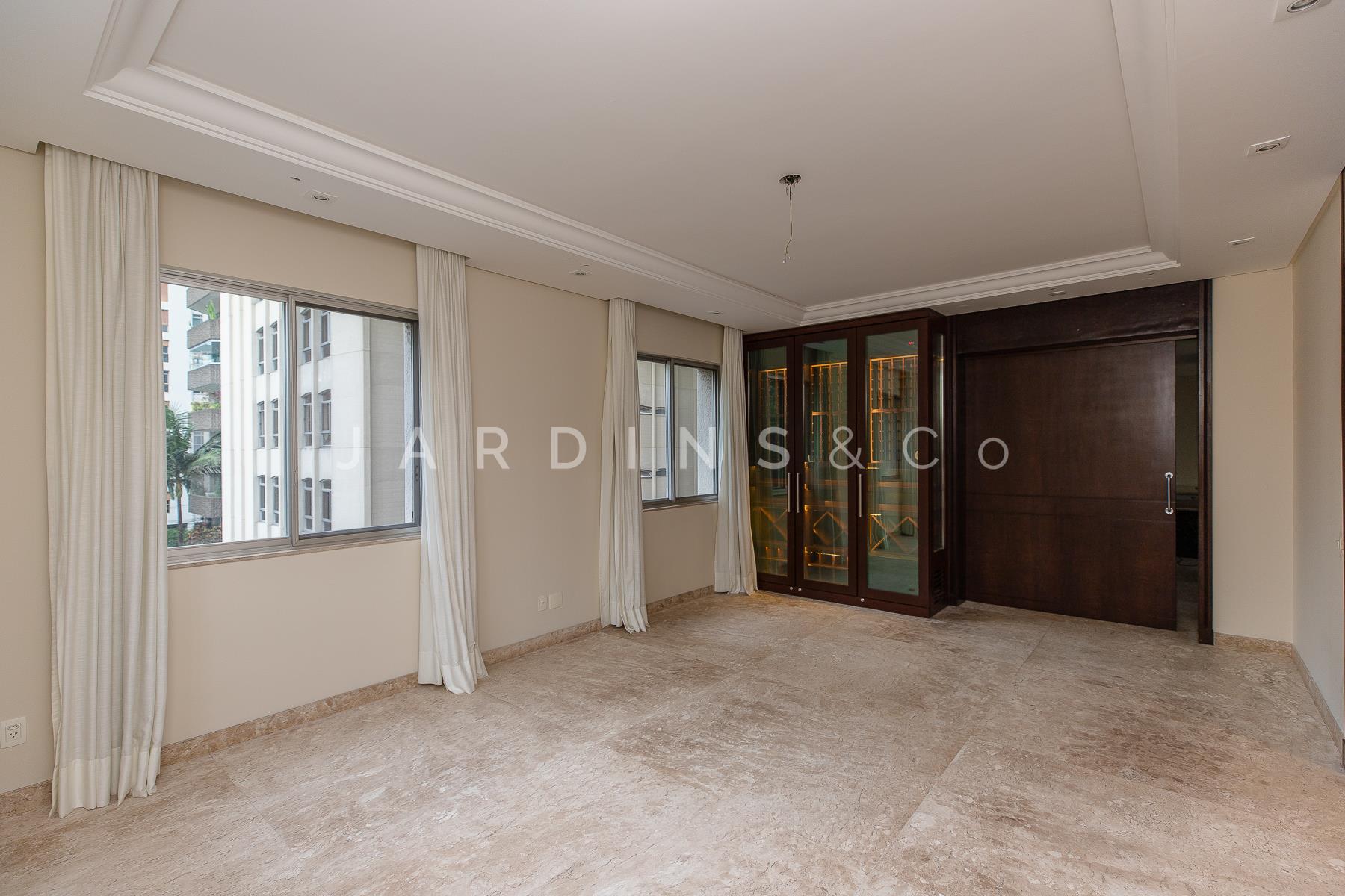 Apartamento no Jardim Europa