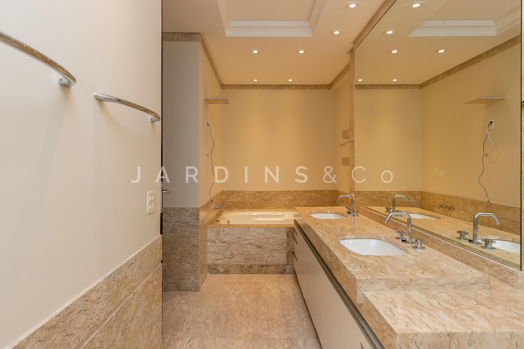 Apartamento no Jardim Europa