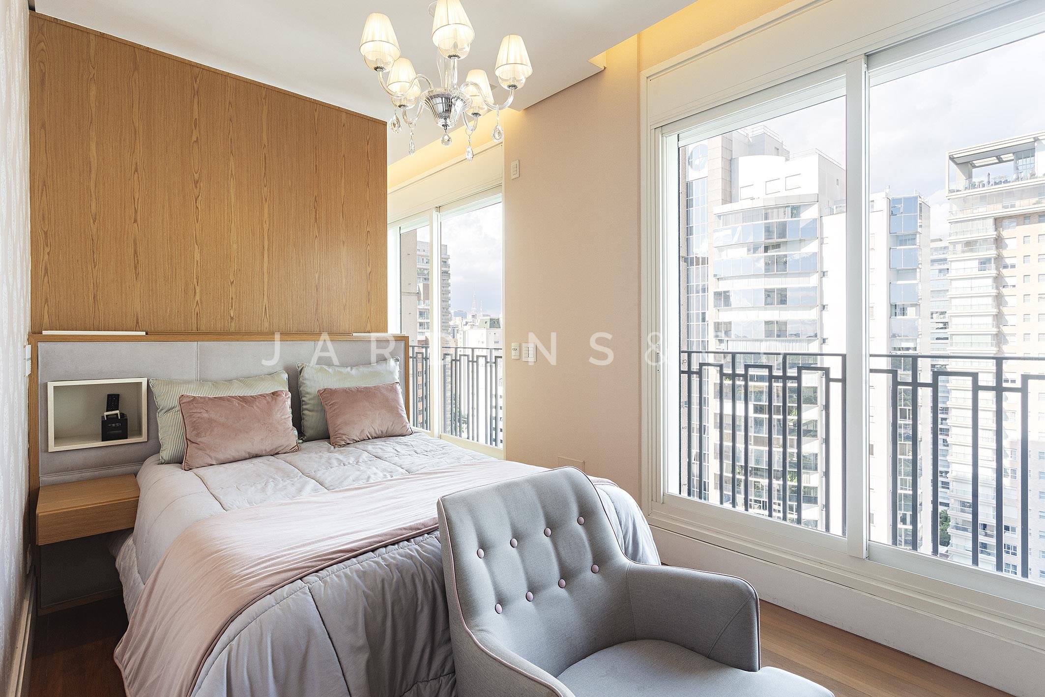 Apartamento no Paraíso