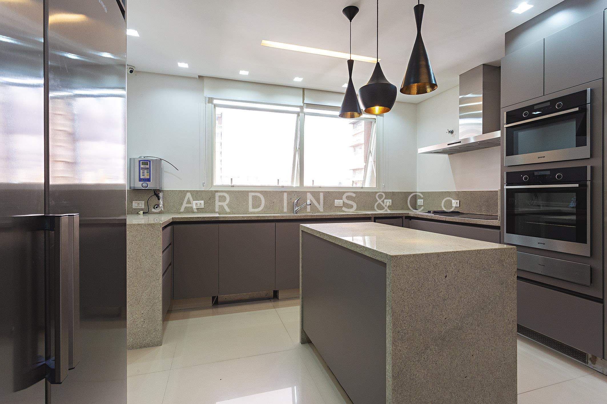 Apartamento no Paraíso