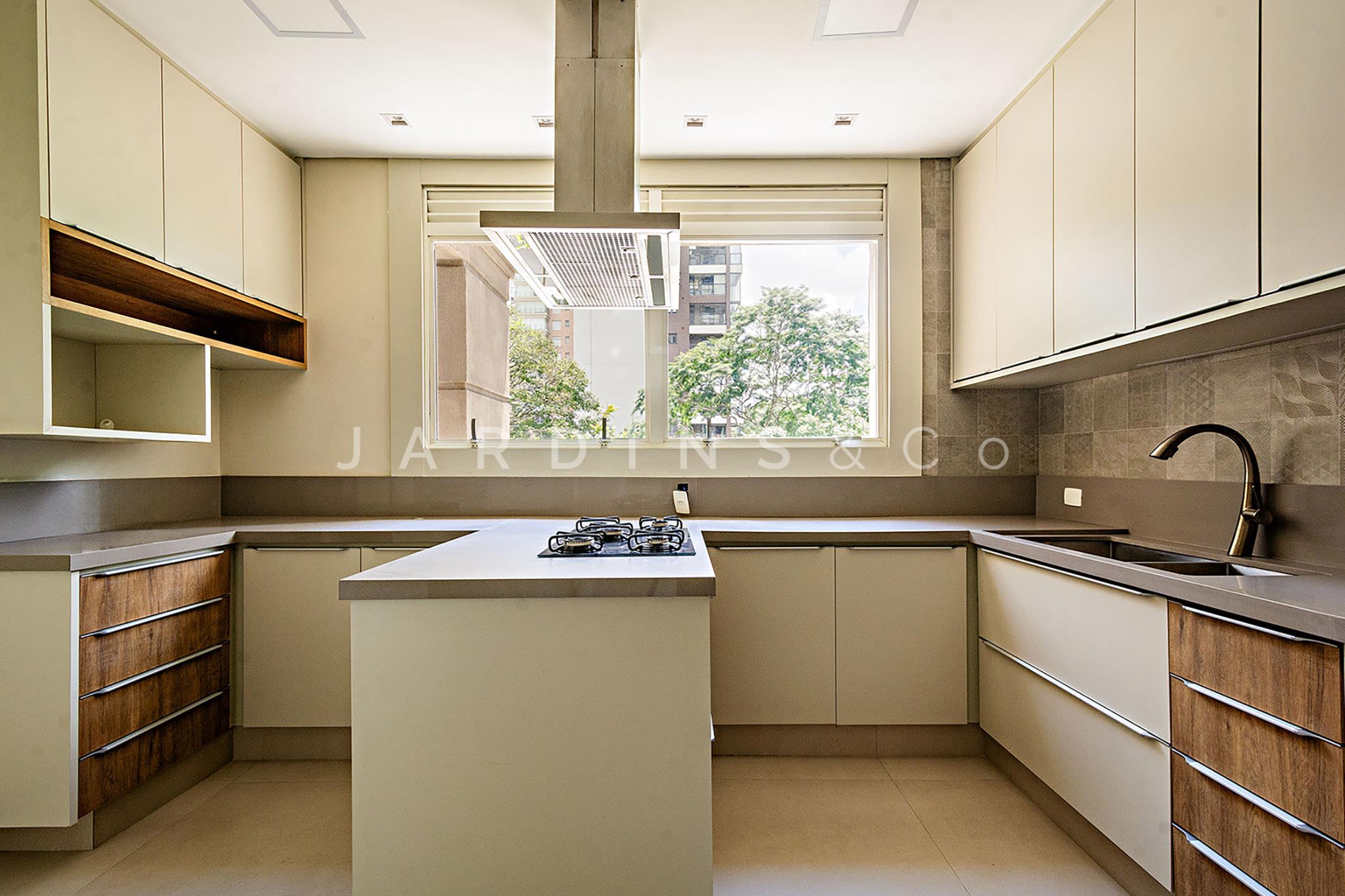 Apartamento no Paraíso