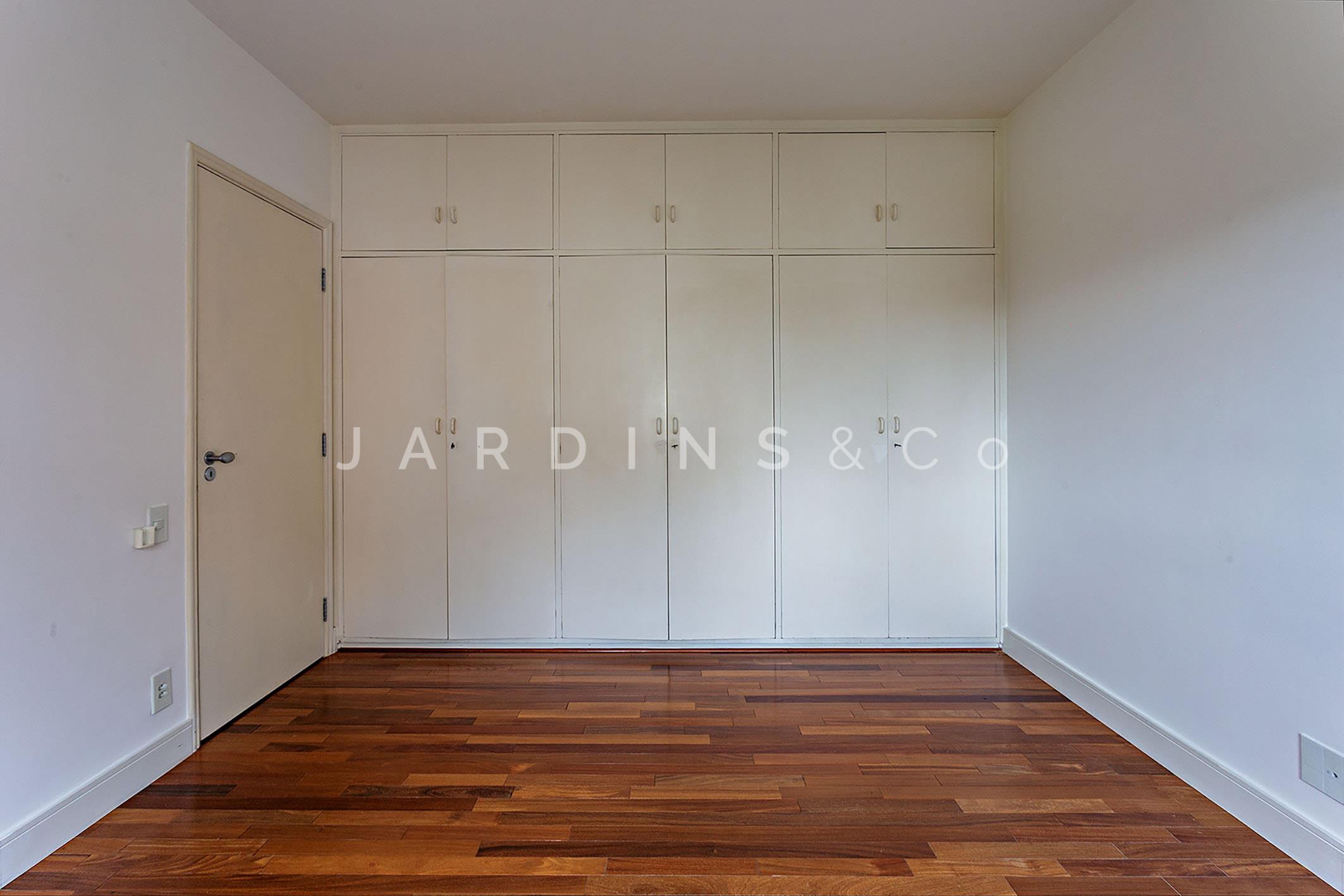 Apartamento no Moema