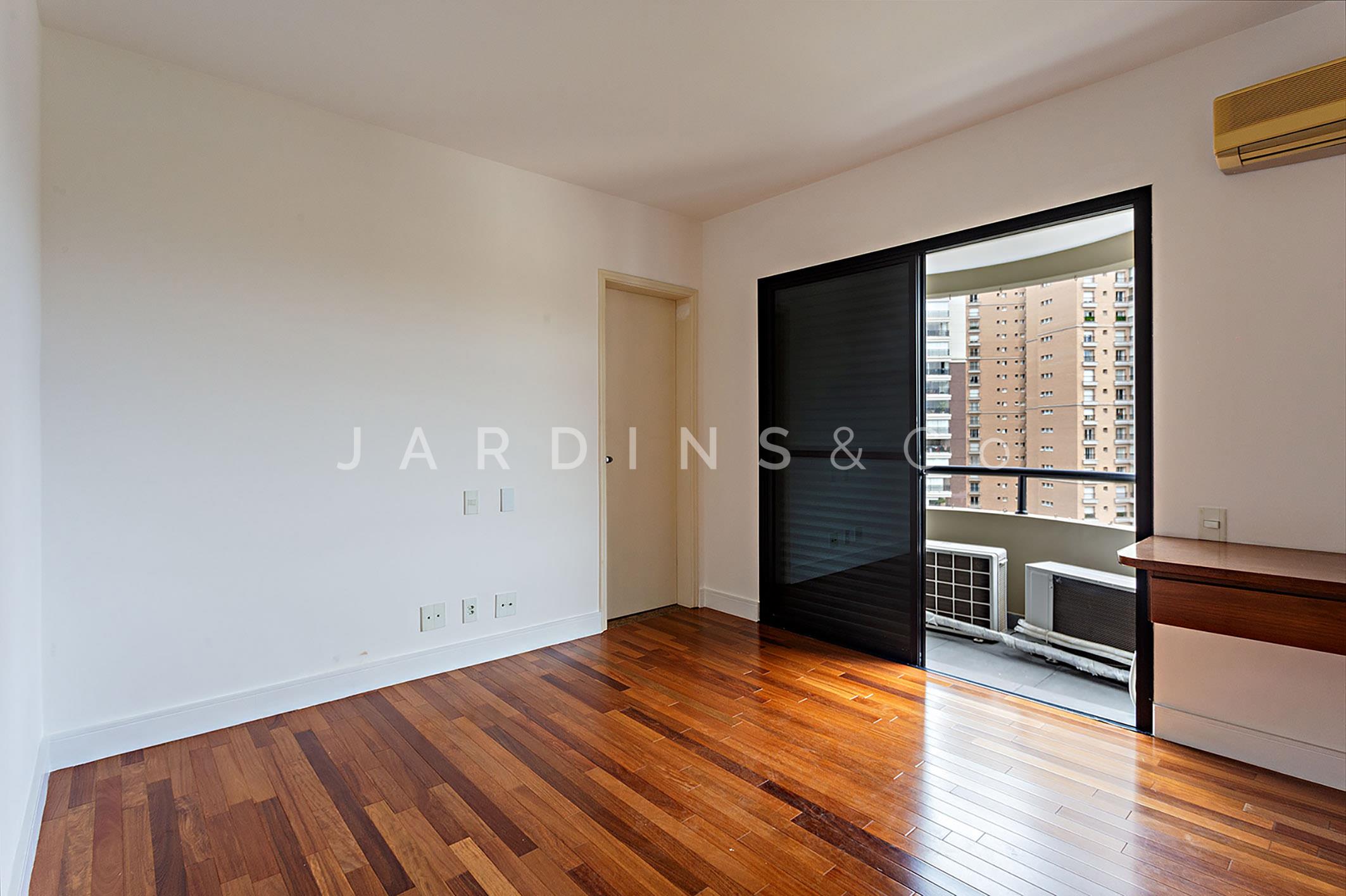 Apartamento no Moema