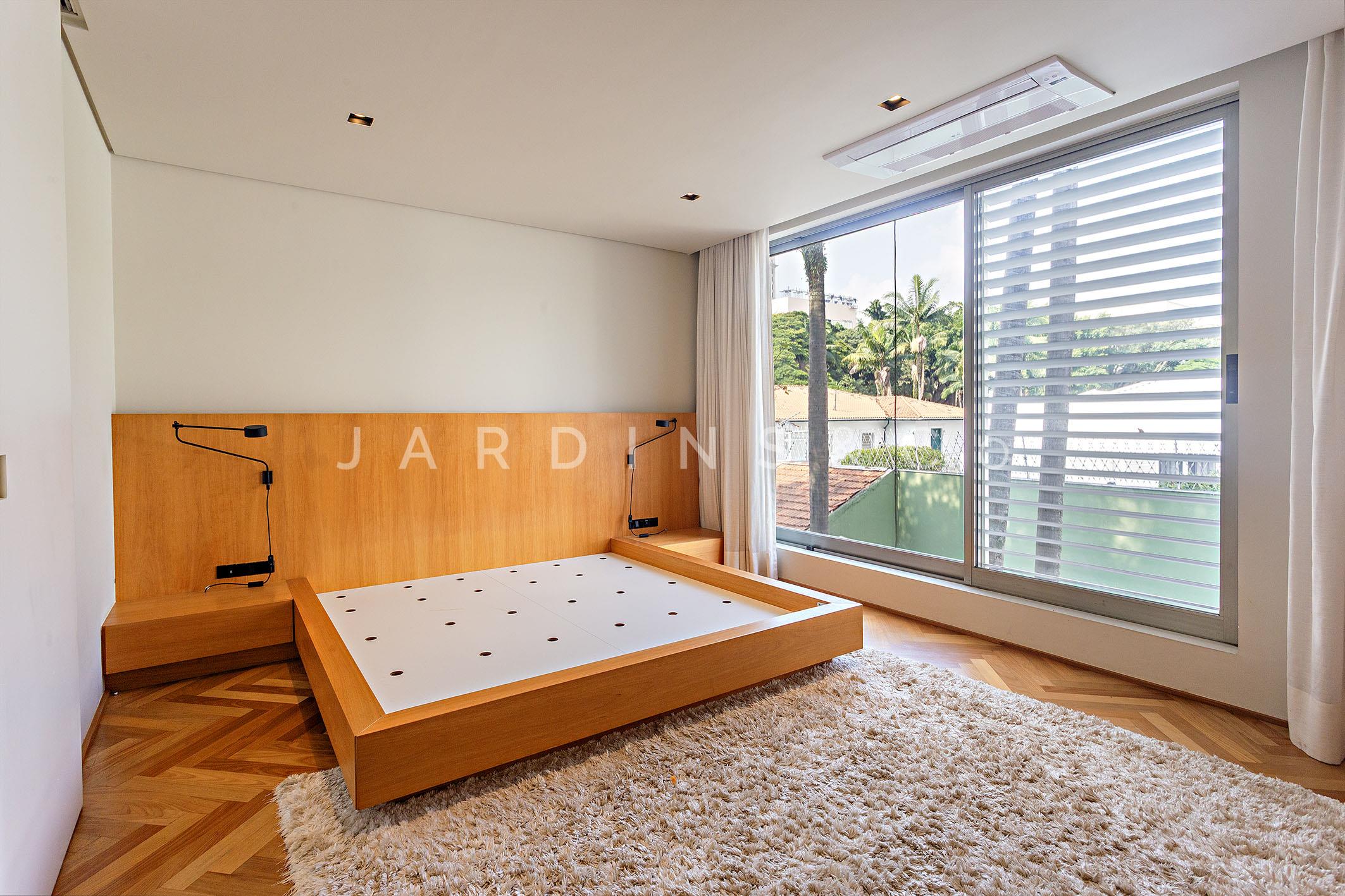 Casa em Condomínio no Jardim Europa