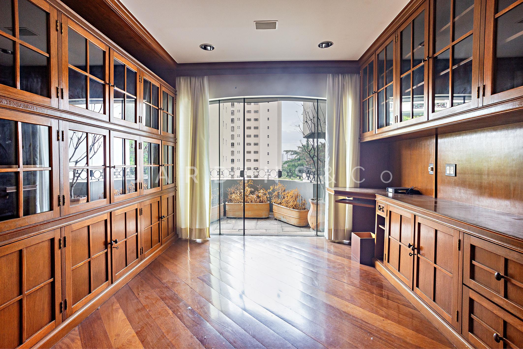 Apartamento no Alto de Pinheiros
