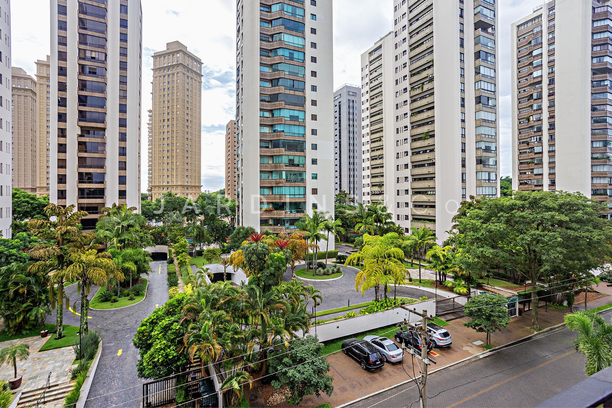 Apartamento no Alto de Pinheiros