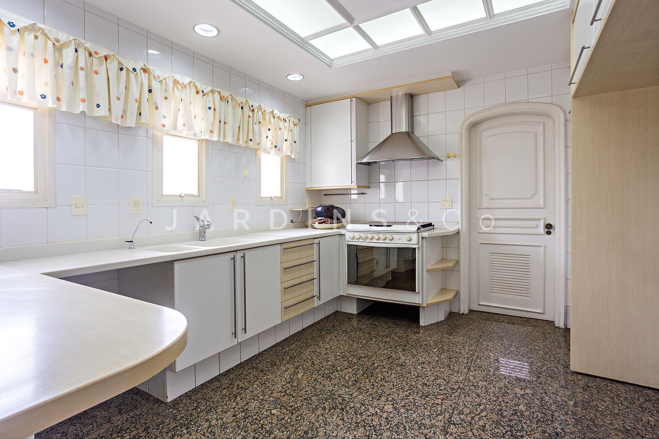 Apartamento no Alto de Pinheiros