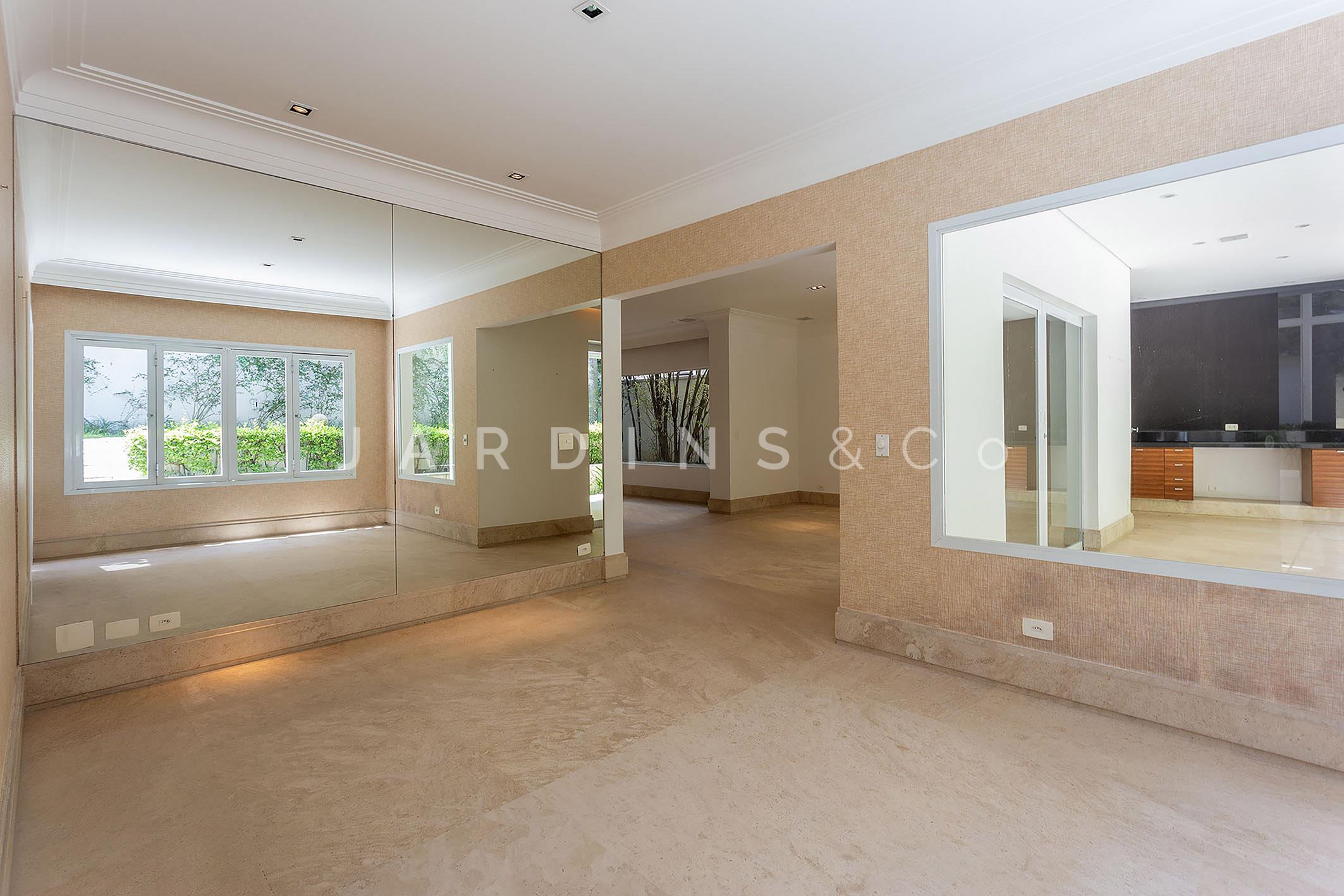 Casa em Condomínio no Jardim Guedala
