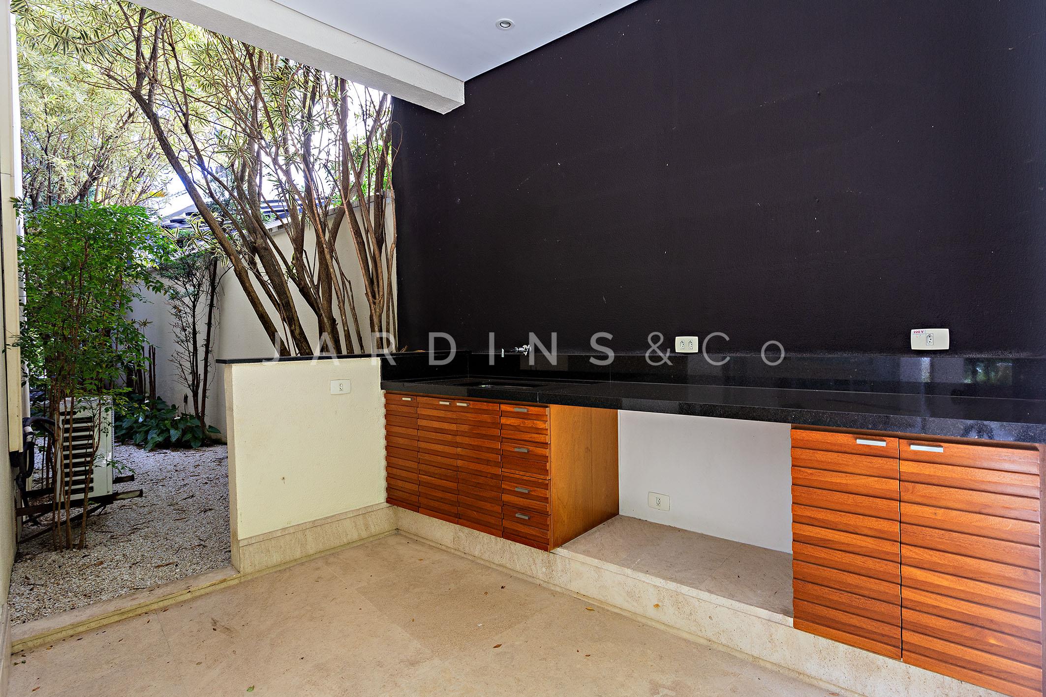 Casa em Condomínio no Jardim Guedala