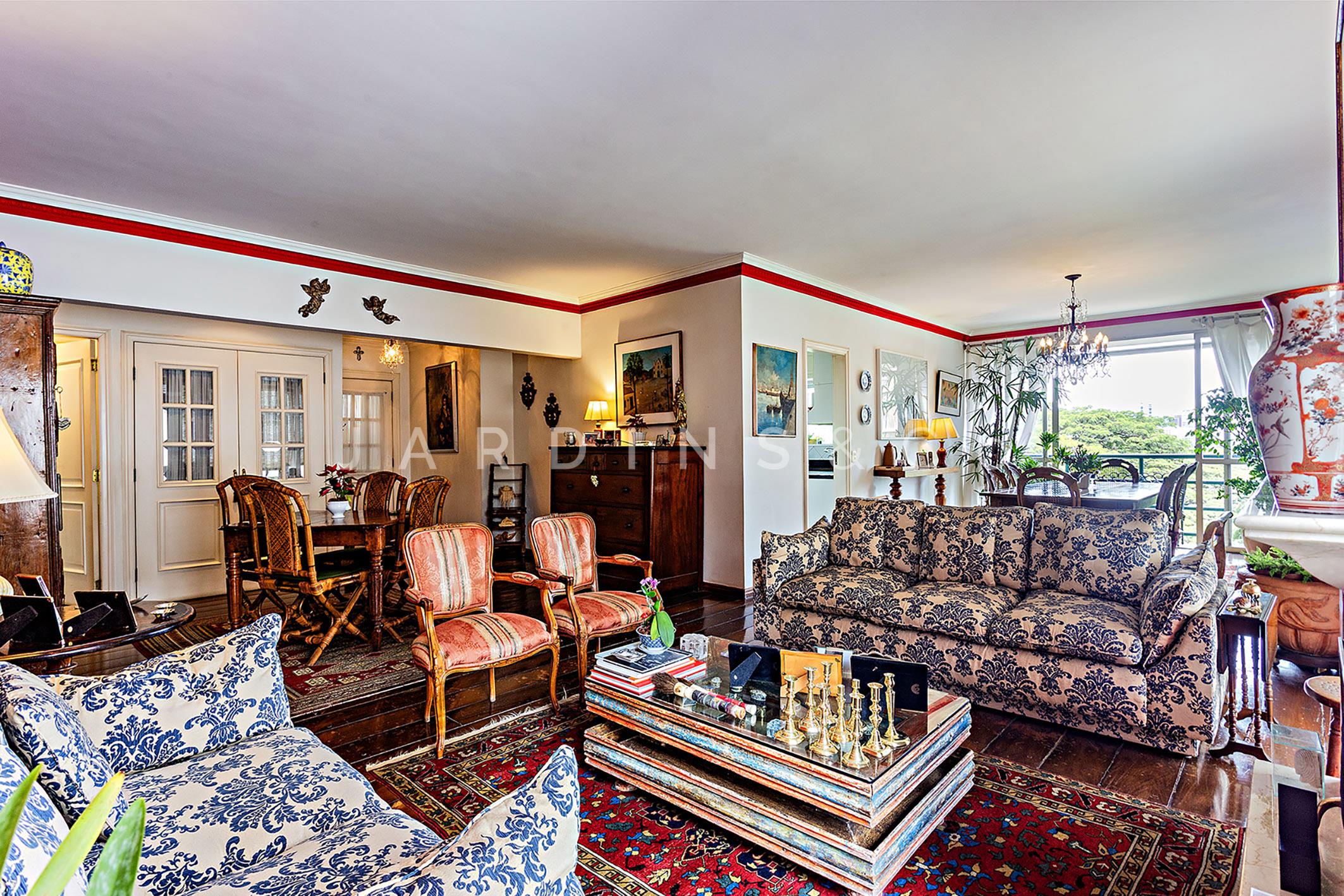 Apartamento no Cerqueira César