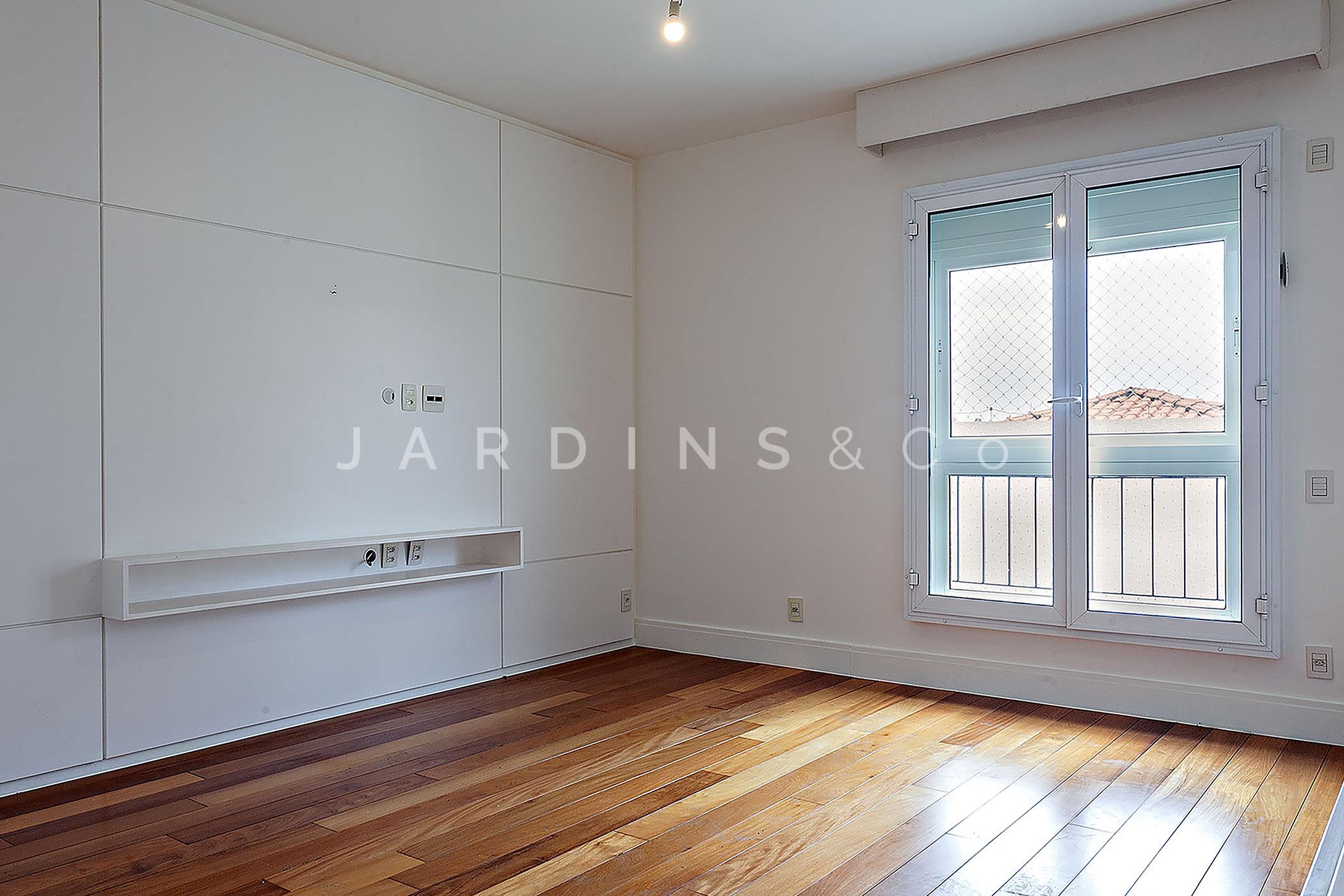 Apartamento no Jardim Europa