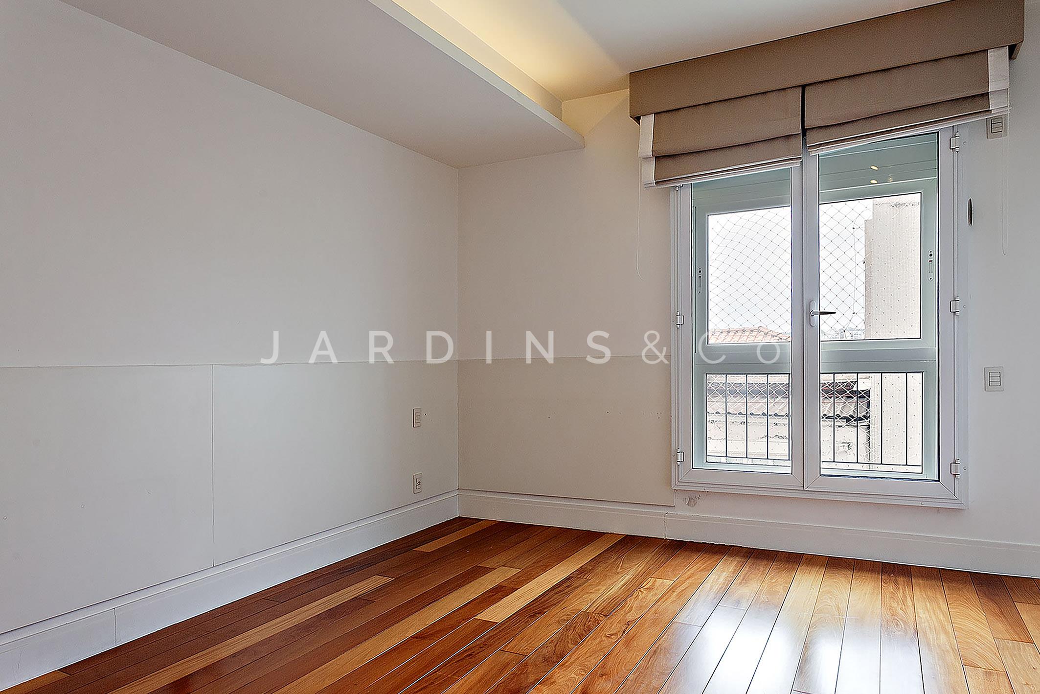 Apartamento no Jardim Europa