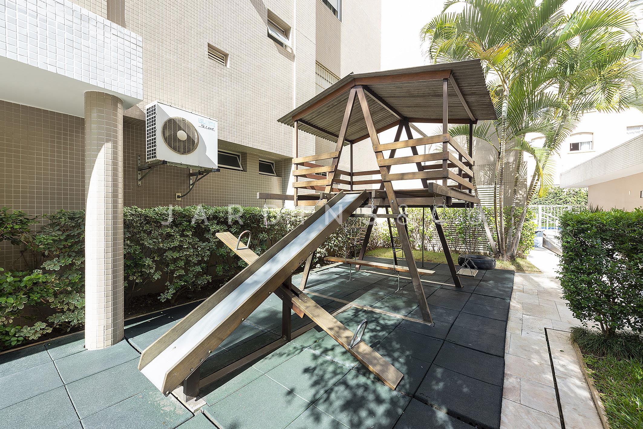 Apartamento no Paraíso