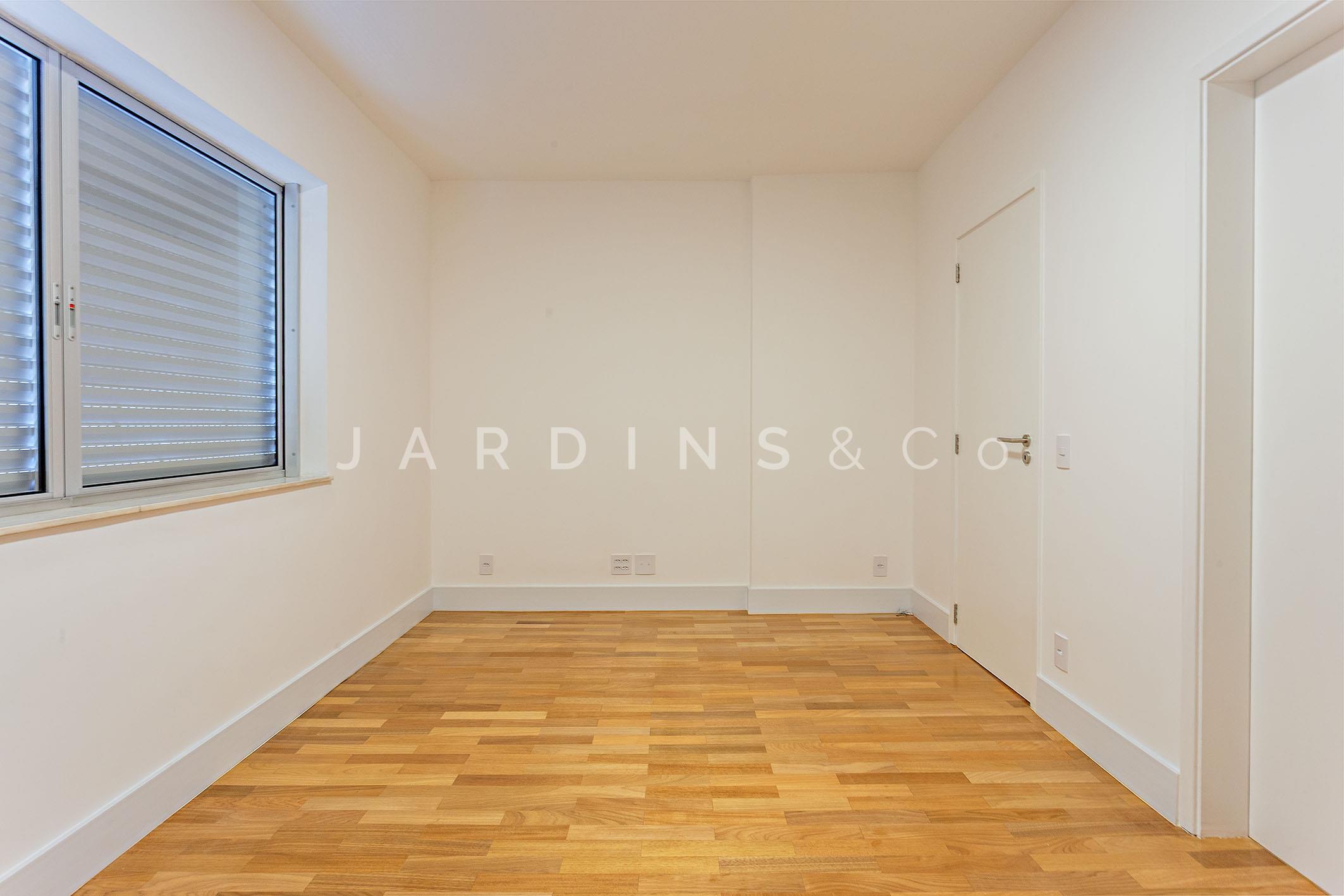 Apartamento no Paraíso