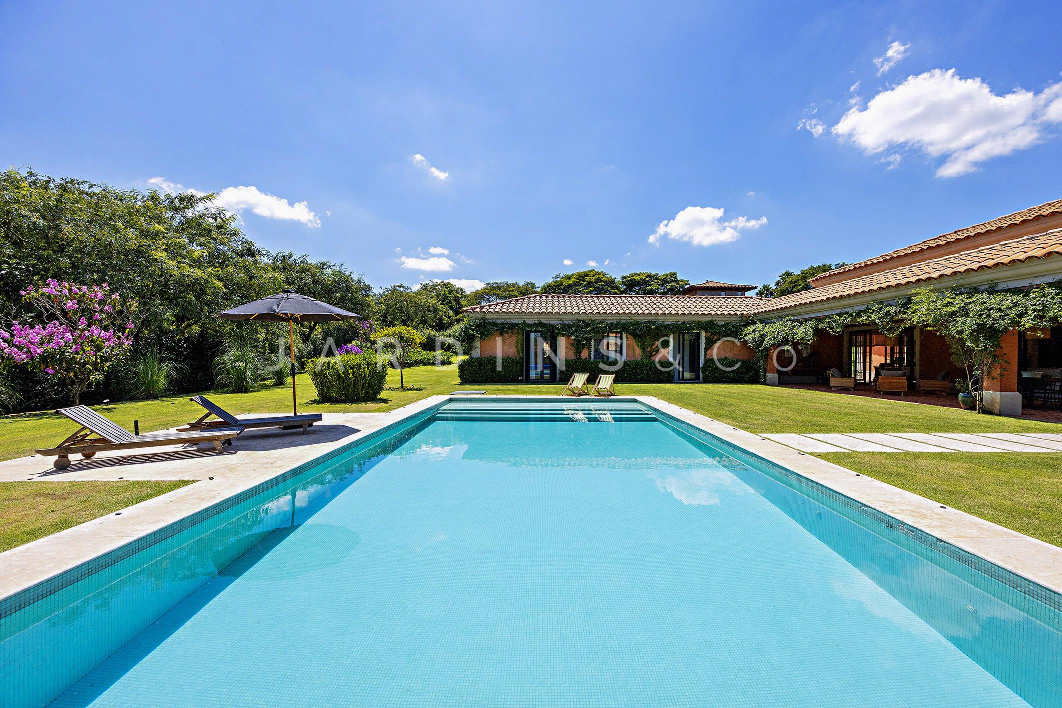 Casa em Condomínio no Chácara Jaraguá