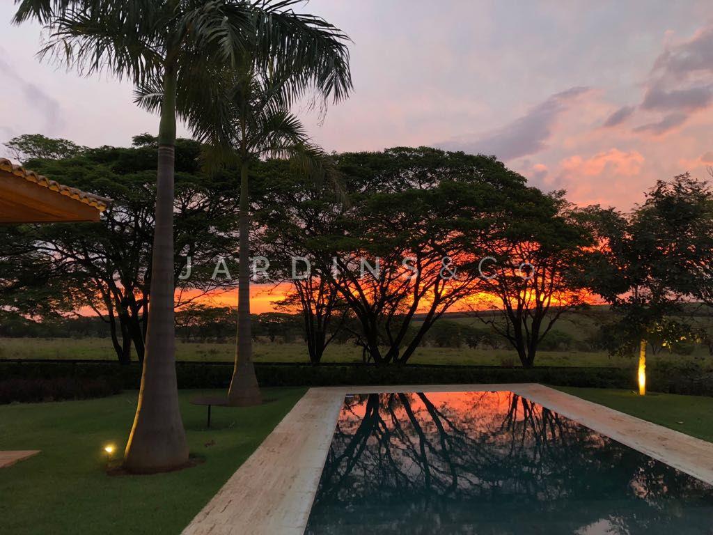 Casa em Condomínio no Chácara Jaraguá