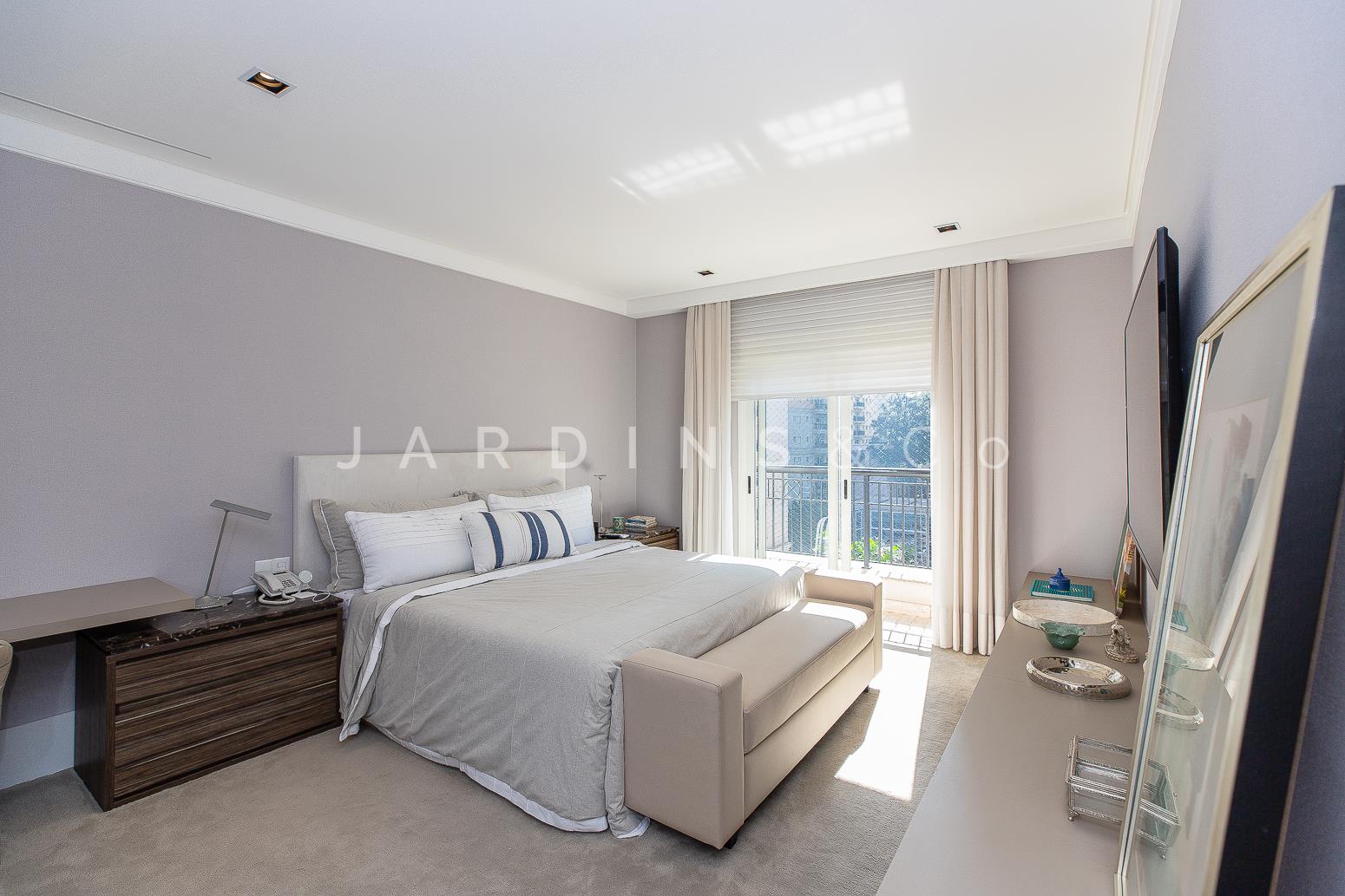 Apartamento no Moema