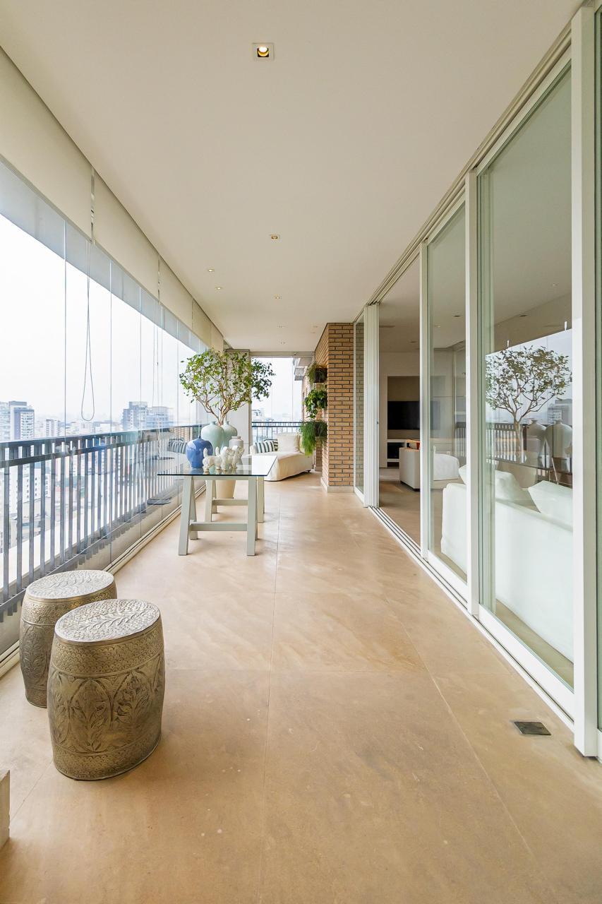 Apartamento no Moema Pássaros