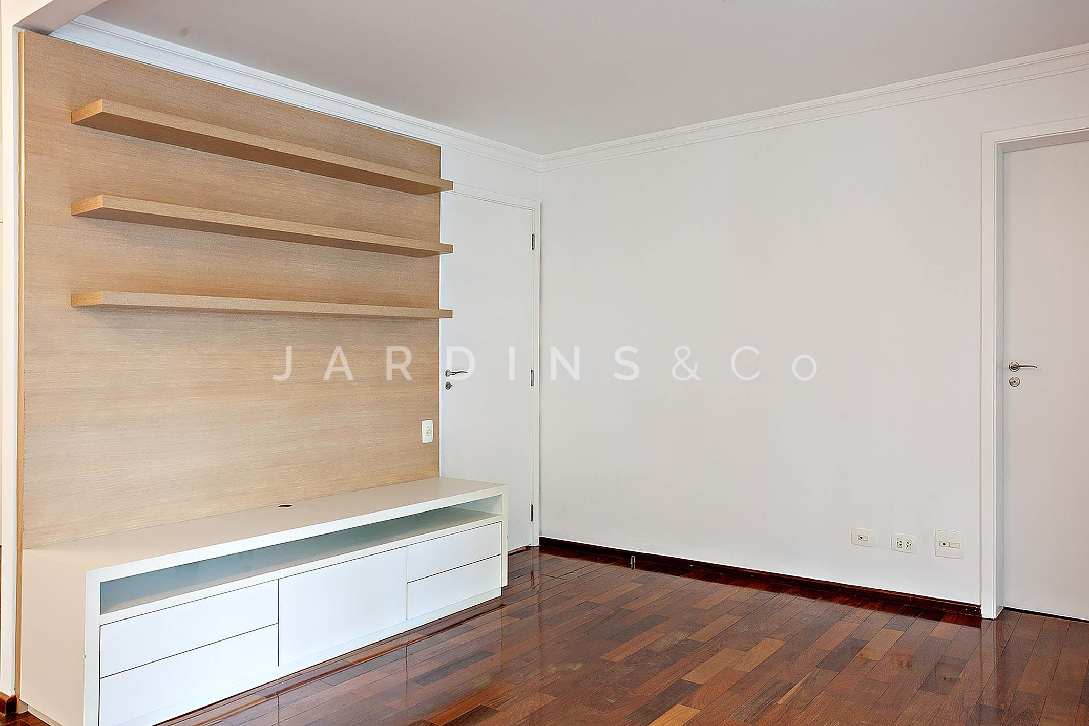Apartamento no Moema Pássaros