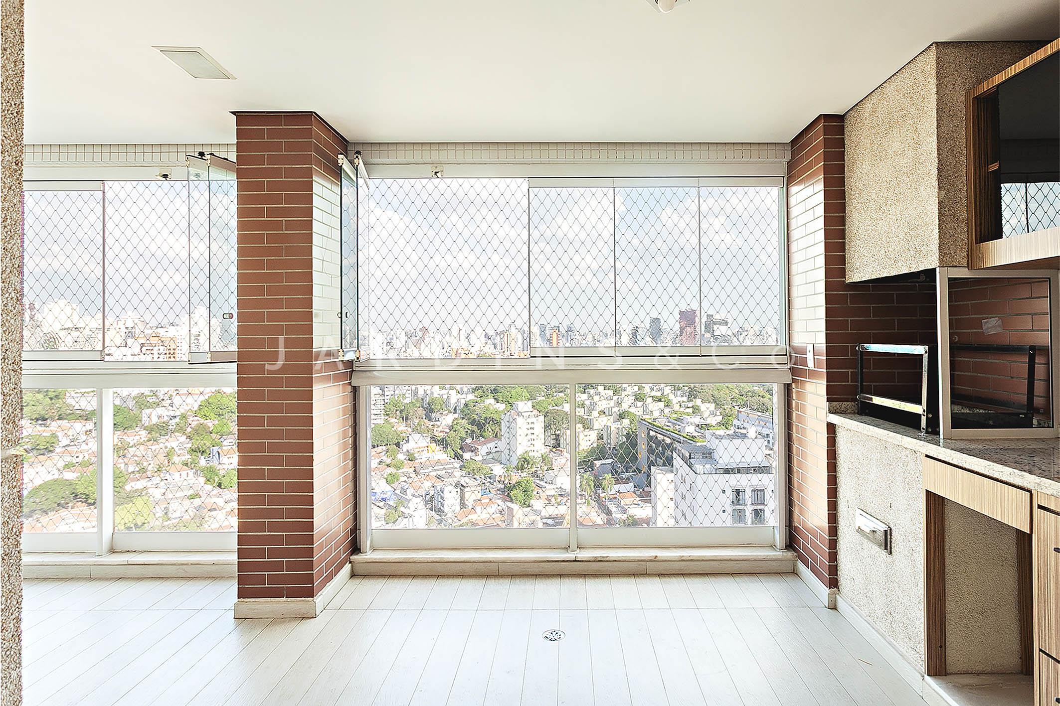 Apartamento no Alto de Pinheiros