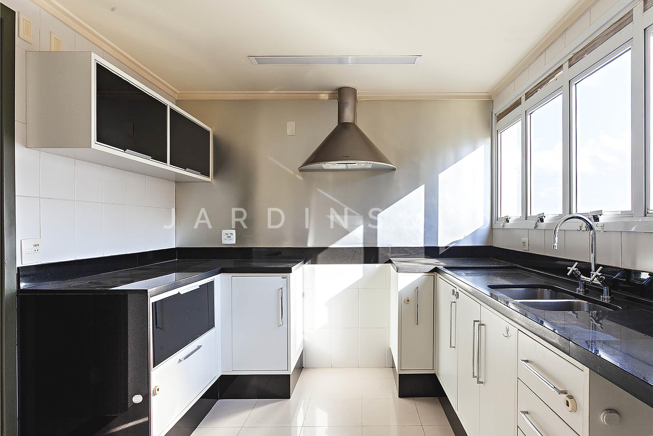 Apartamento no Alto de Pinheiros
