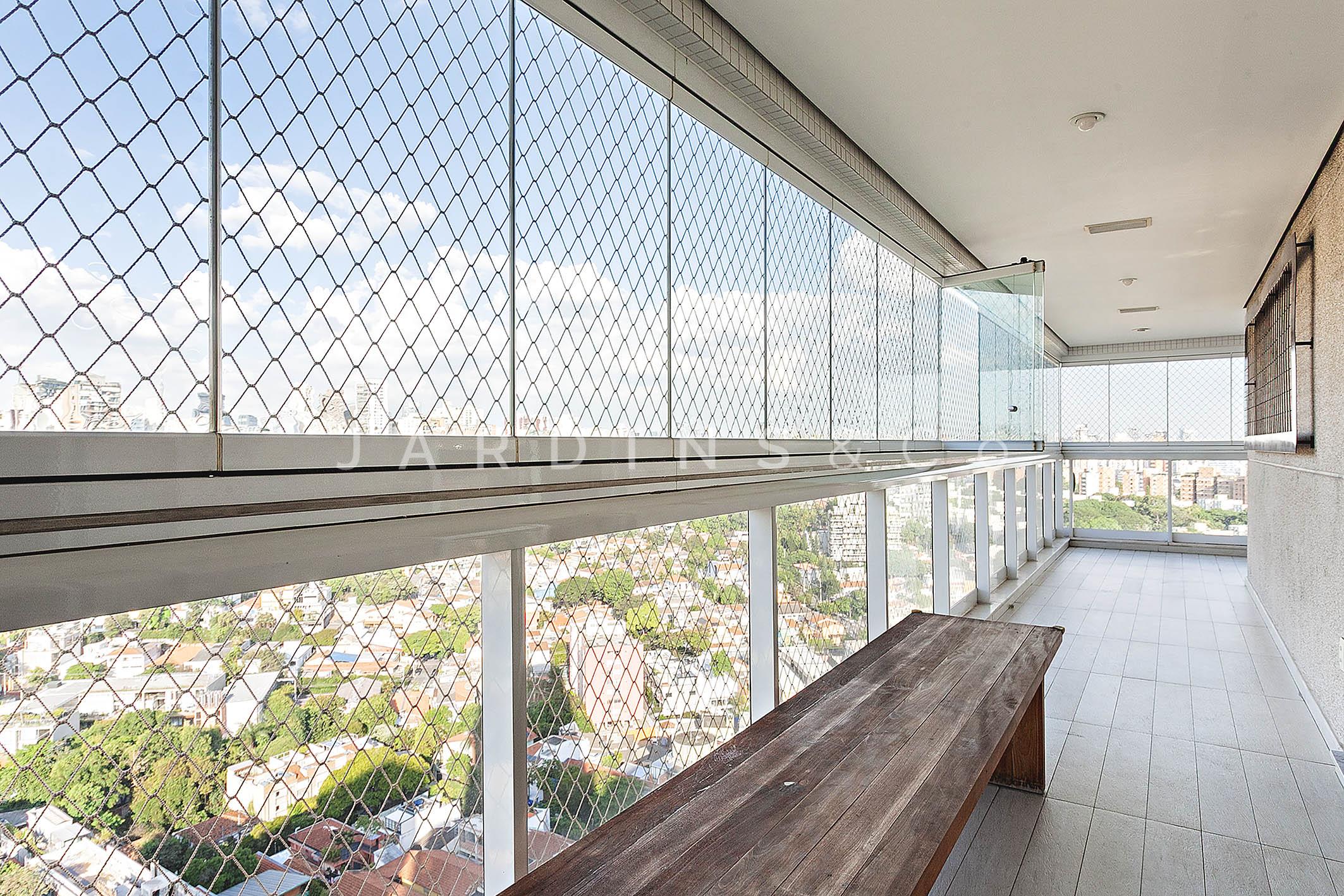 Apartamento no Alto de Pinheiros